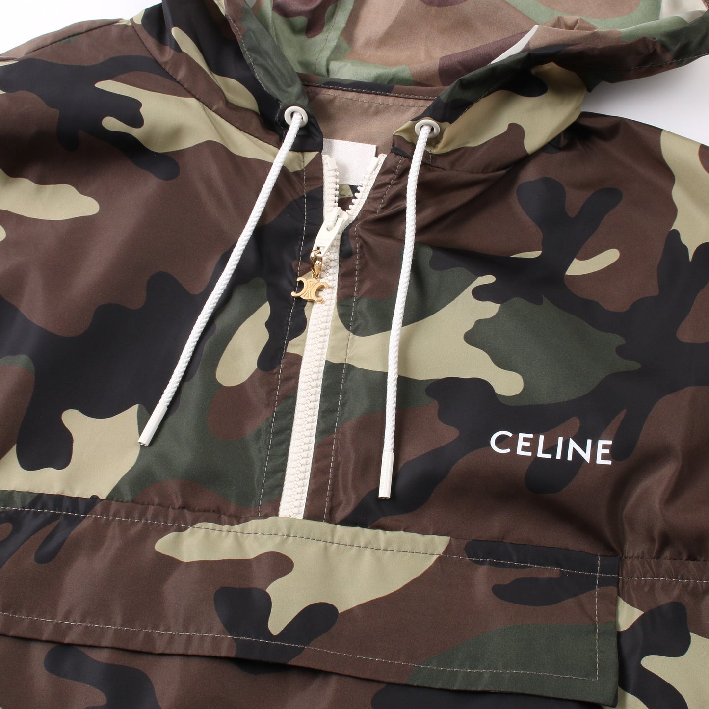 アノラック マウンテンパーカー 迷彩 カモフラ ナイロン ブラック ブラウン カーキグリーン フード付き セリーヌ アウター CELINE