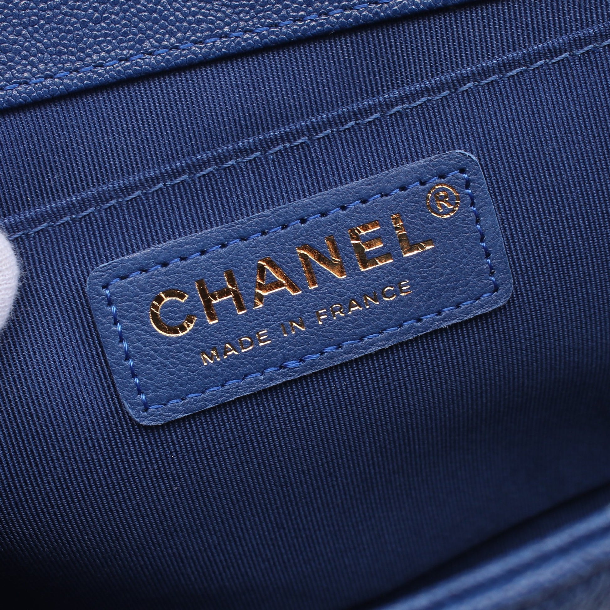 ボーイシャネル チェーンショルダーバッグ キャビアスキン ダークブルー ゴールド金具 シャネル バッグ CHANEL