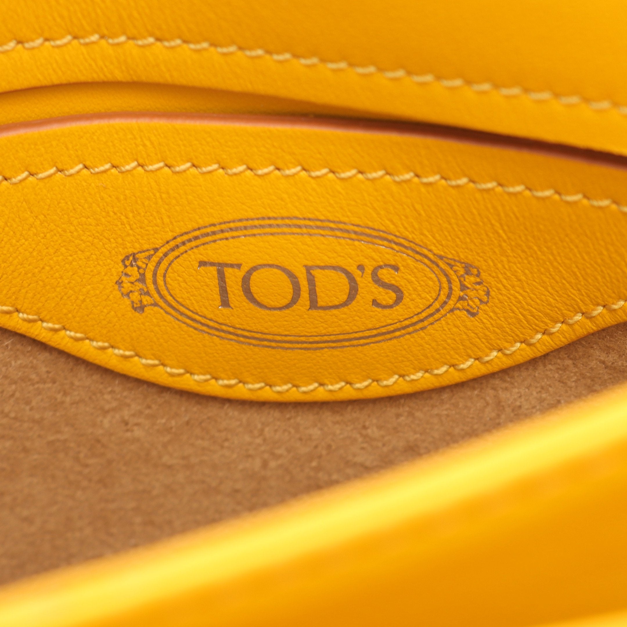 ダブルTリング タッセル チェーンショルダーバッグ レザー イエロー