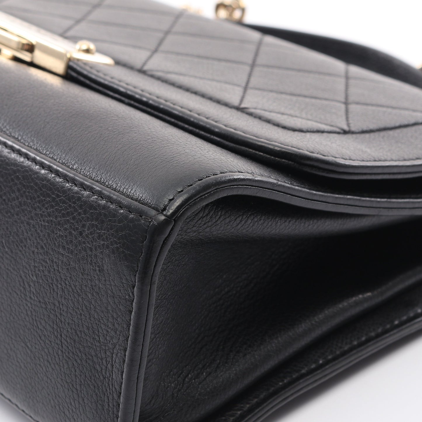マトラッセ クリックラベル チェーンショルダーバッグ レザー ブラック ゴールド金具 2WAY シャネル バッグ CHANEL