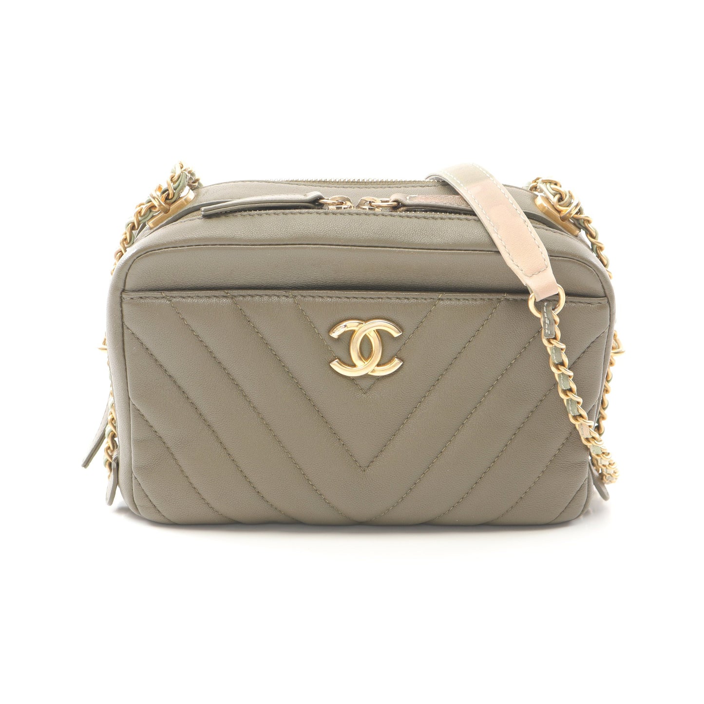 シェブロン Vステッチ チェーンショルダーバッグ ラムスキン カーキグリーン ゴールド金具 シャネル バッグ CHANEL