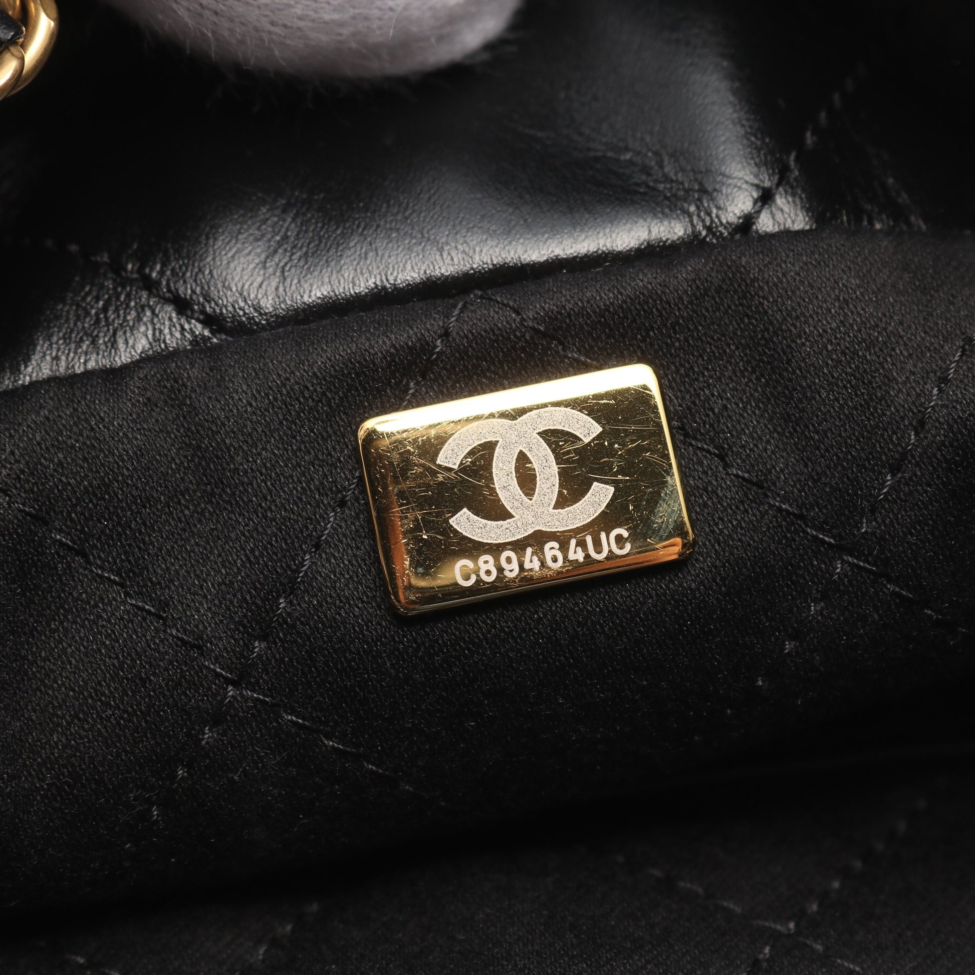 CHANEL 22 ミニ チェーンショルダーバッグ レザー ブラック ゴールド金具 シャネル バッグ CHANEL