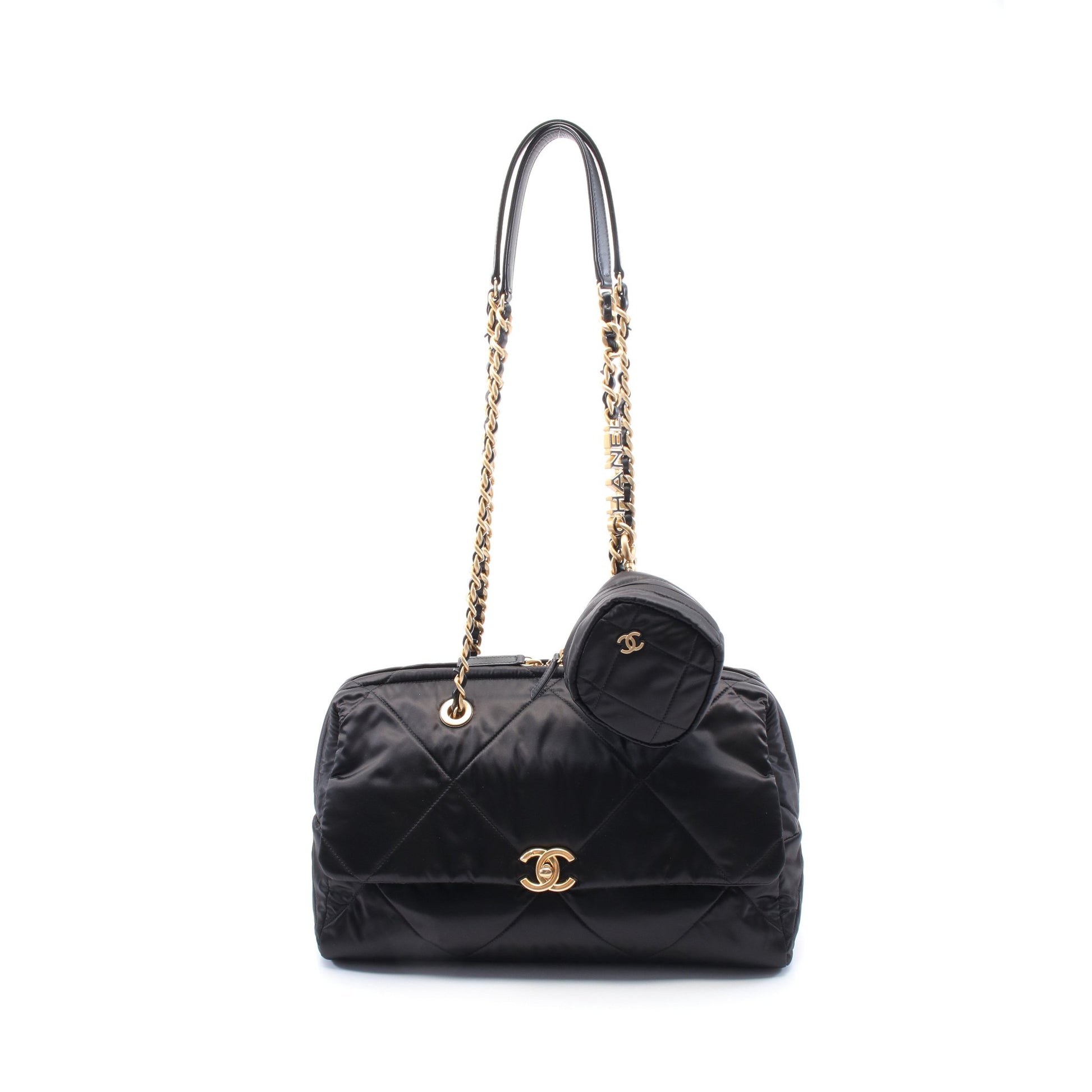 マトラッセ ラージボーリングバッグ チェーンショルダーバッグ ナイロン レザー ブラック ゴールド金具 シャネル バッグ CHANEL