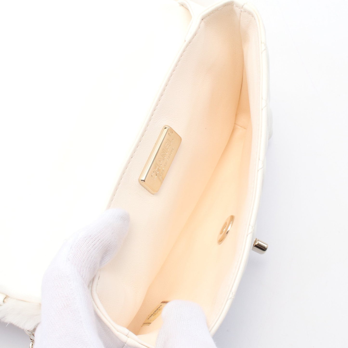 マトラッセ チェーンショルダーバッグ ファー レザー ホワイト ゴールド金具 2WAY シャネル バッグ CHANEL