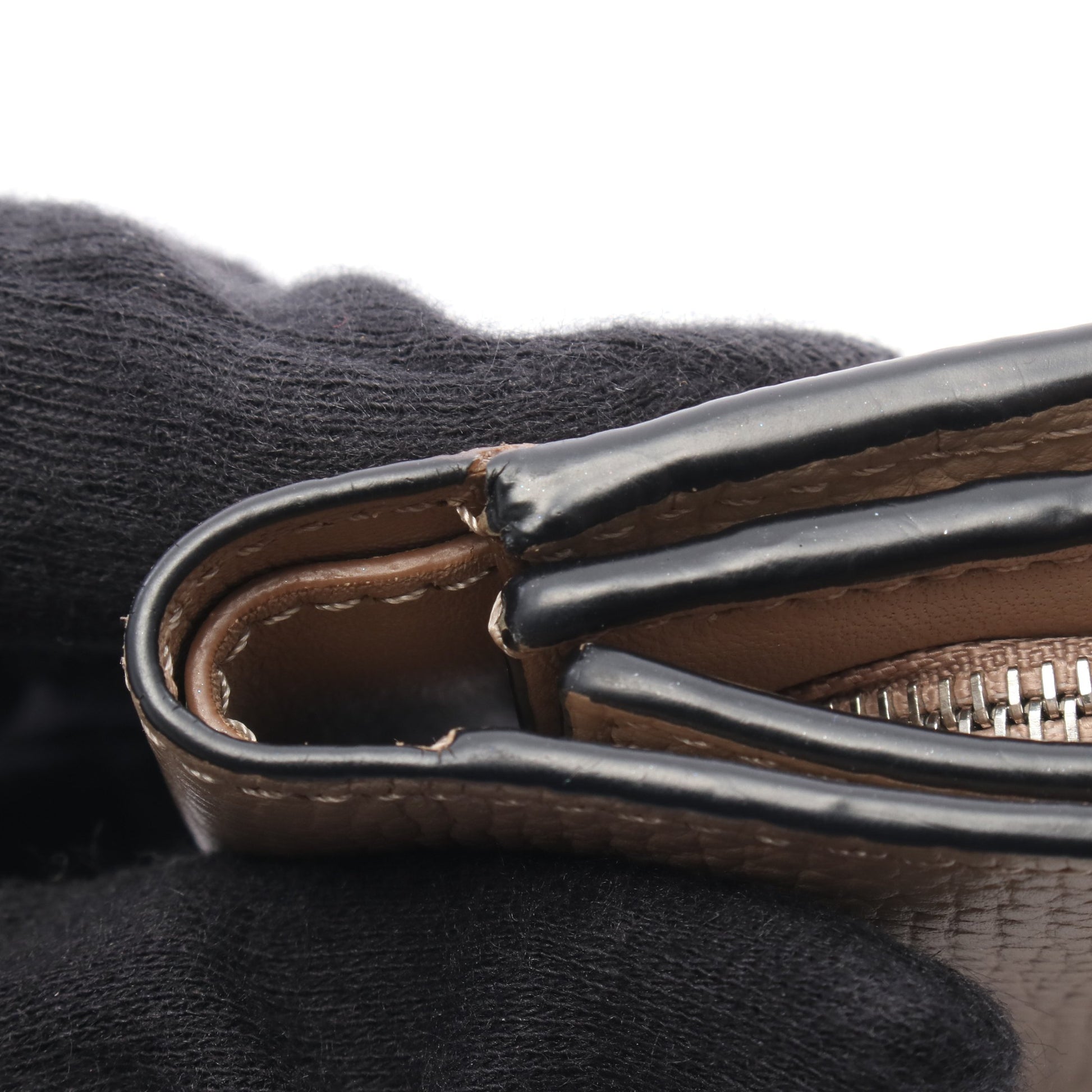 アナグラムコンパクトフラップウォレット 二つ折り財布 レザー グレーベージュ ロエベ 財布・小物 LOEWE