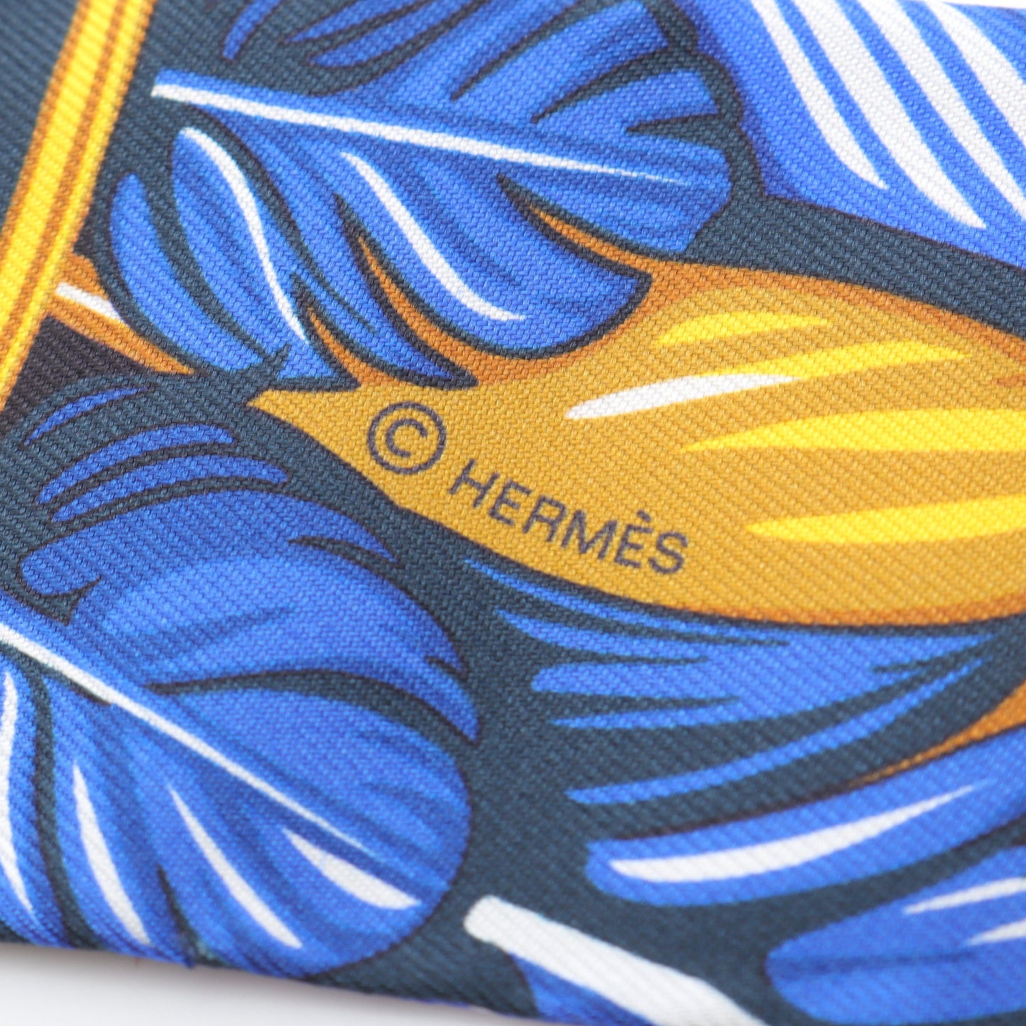 ツイリー DANSE PACIFIQUE リボン スカーフ シルク ブラック ブルー マルチカラー エルメス 財布・小物 HERMES