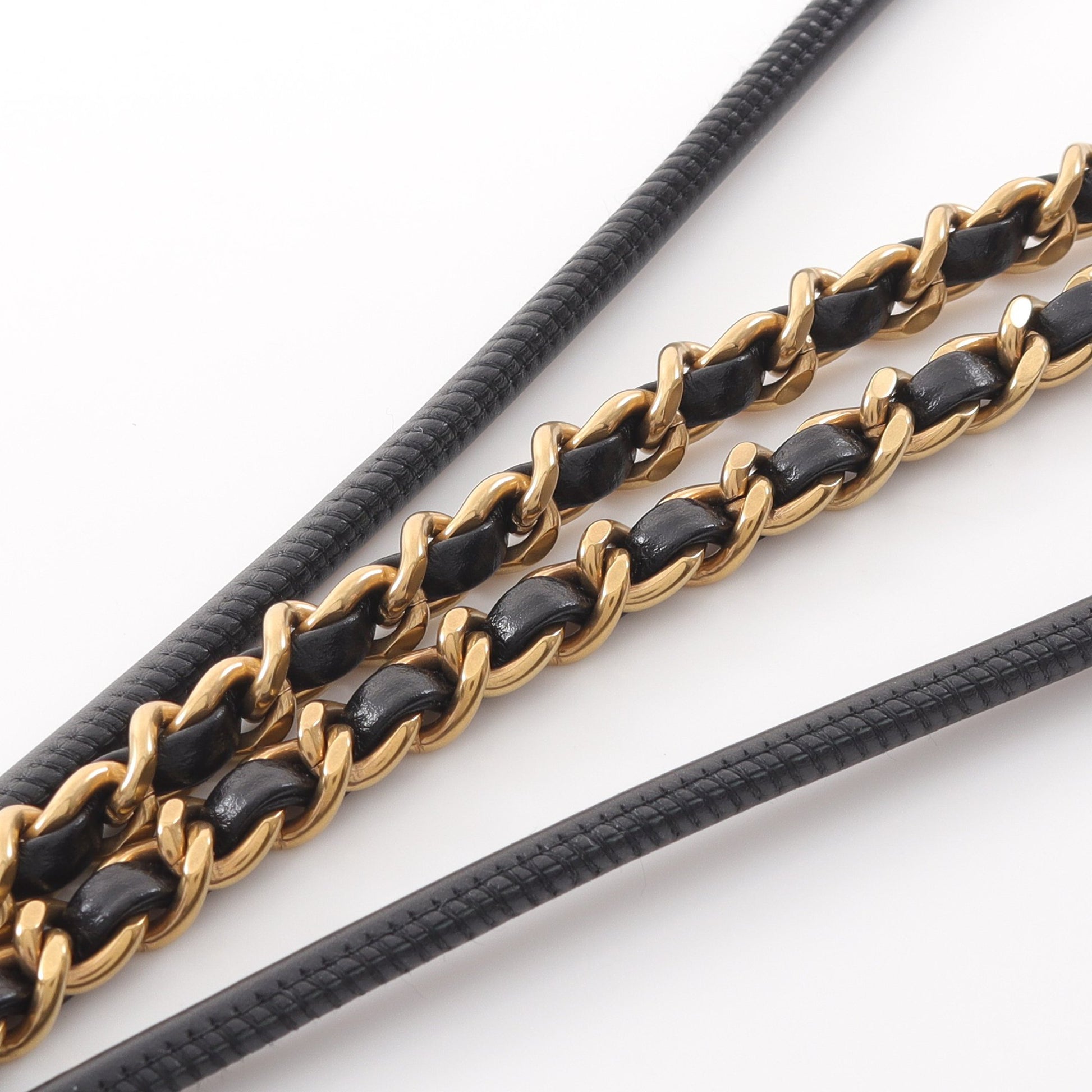 CHANEL 22 ミニ チェーンショルダーバッグ レザー ブラック ゴールド金具 2WAY シャネル バッグ CHANEL