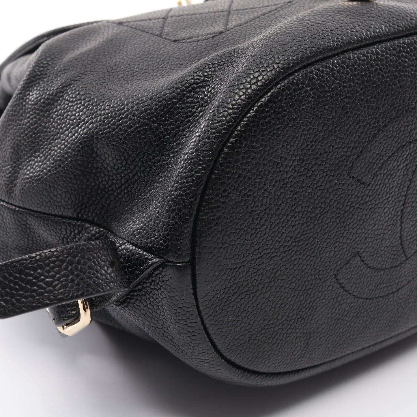 マトラッセ バックパック リュックサック キャビアスキン ブラック ゴールド金具 シャネル バッグ CHANEL