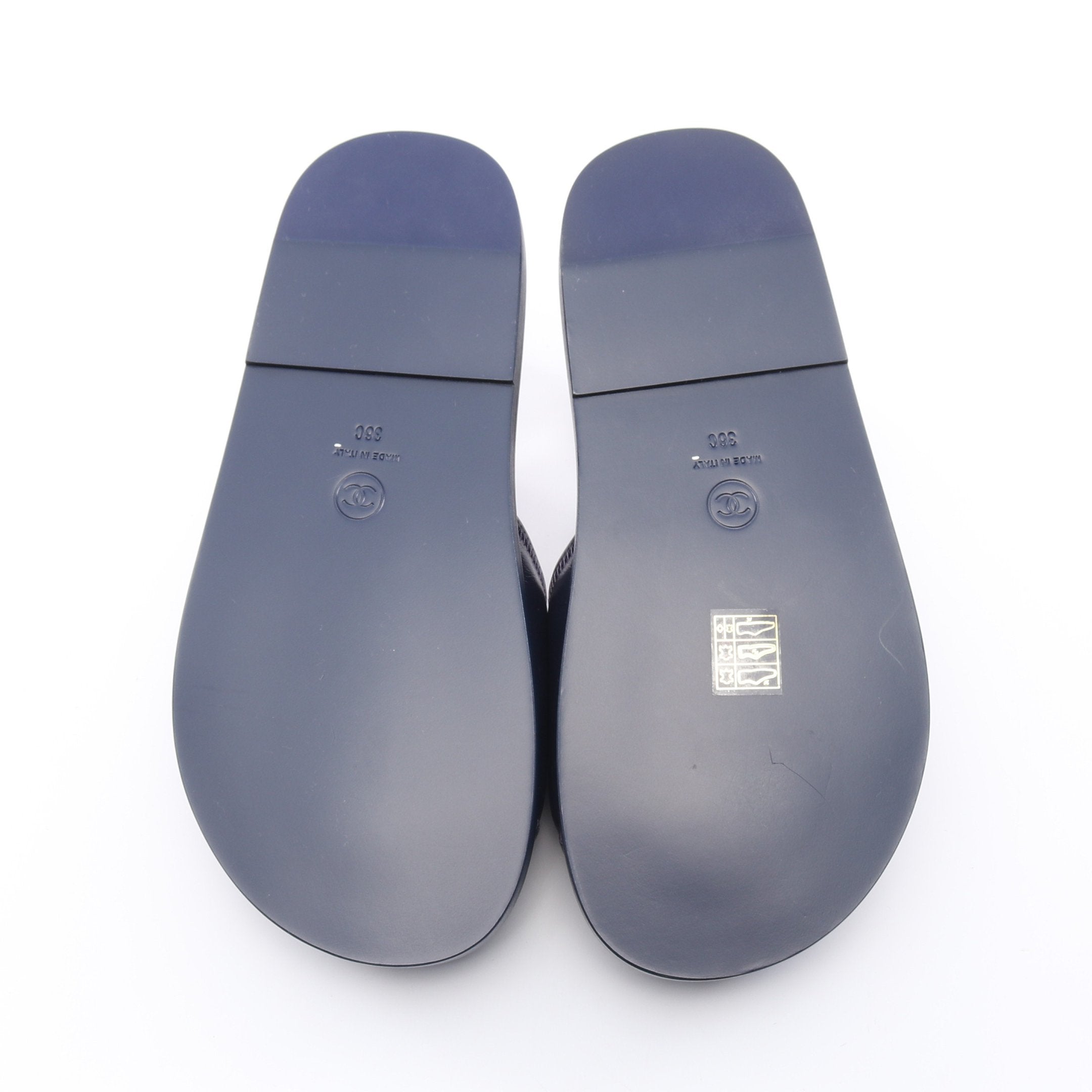 スライドサンダル ロゴ レザー ダークネイビー マルチカラー シャネル