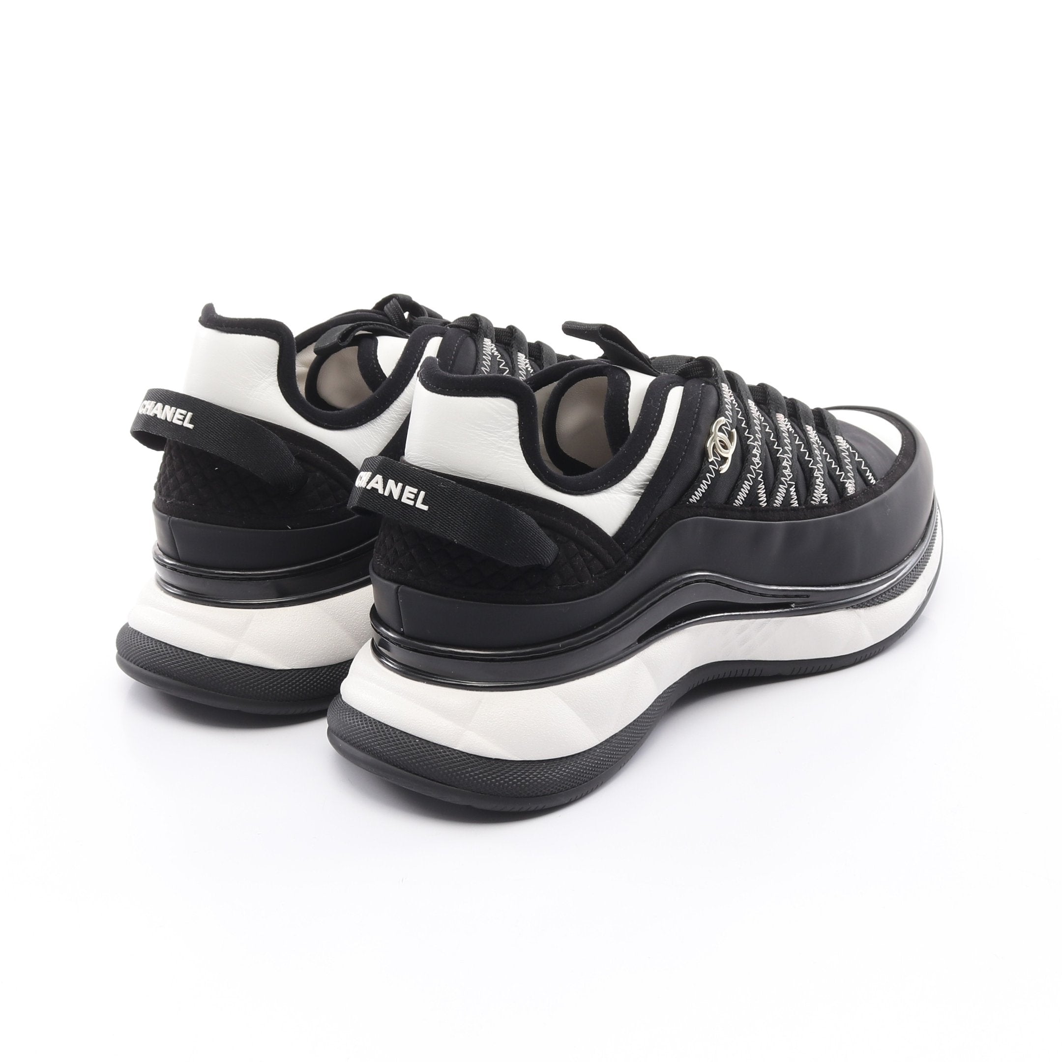 CHANEL ココマークファブリックスニーカーシューズシャネルロゴ入り