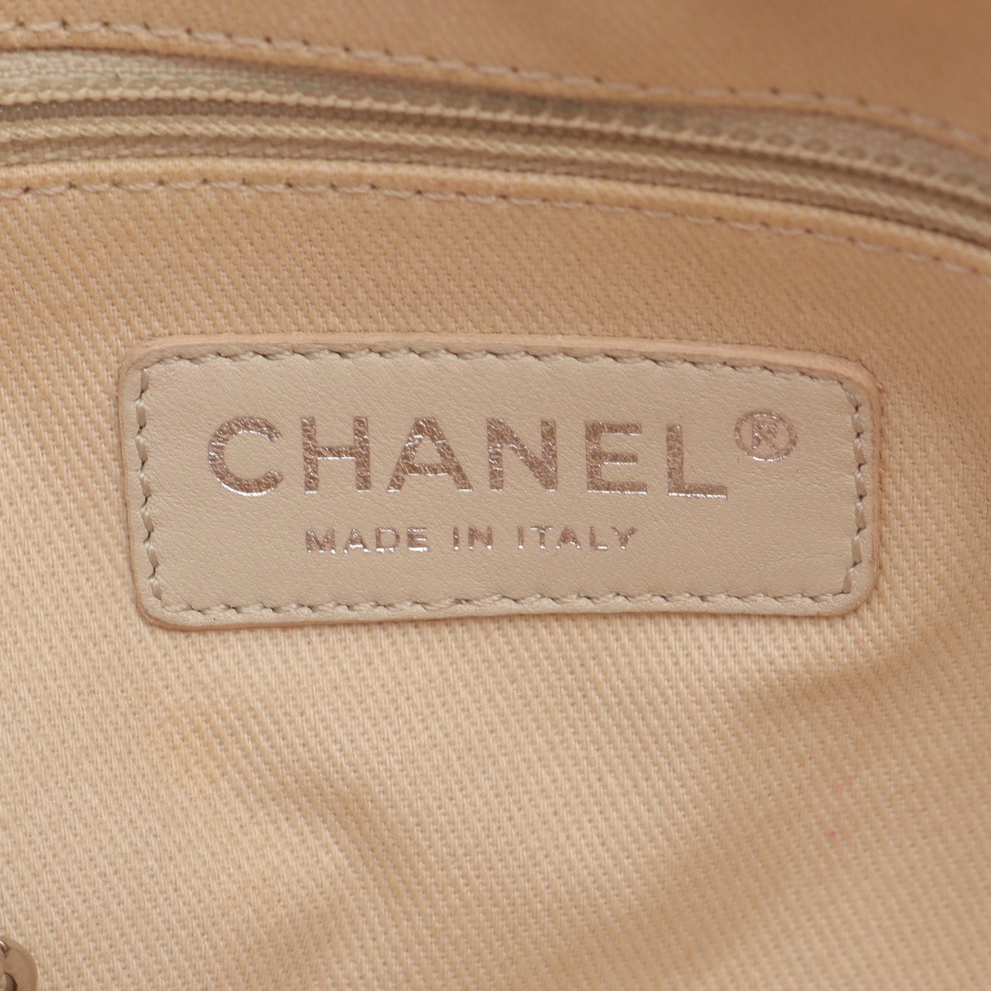 マトラッセ チェーンショルダーバッグ チェーントートバッグ キャビアスキン レッド シルバー金具 シャネル バッグ CHANEL
