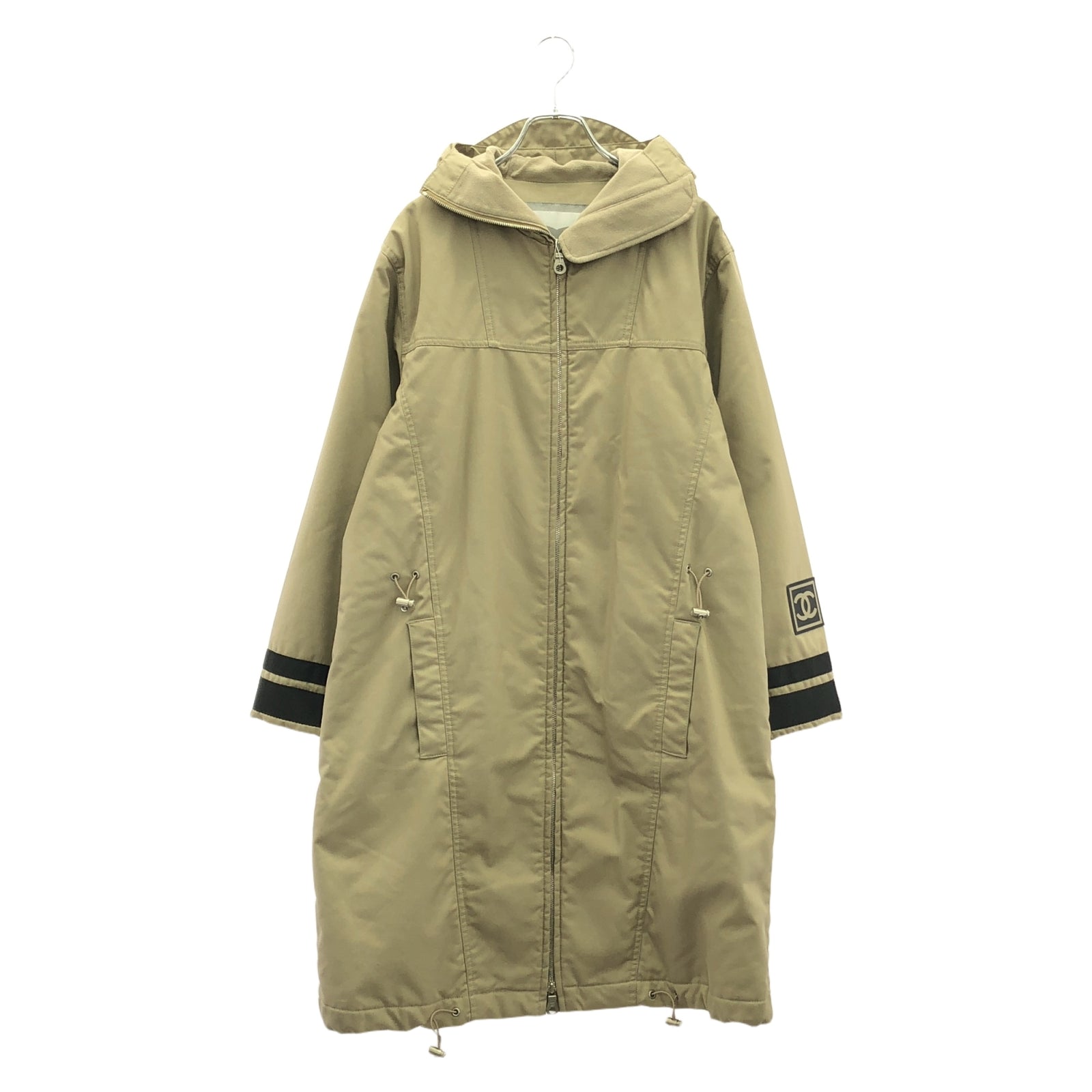 シャネル CHANEL 袖ロゴ ロングコート 衣料品 アウター ポリエステル レディース ベージュ系 P20000V11805 【中古】 袖ロゴ ロングコート コート ベージュ シャネル – RECLO