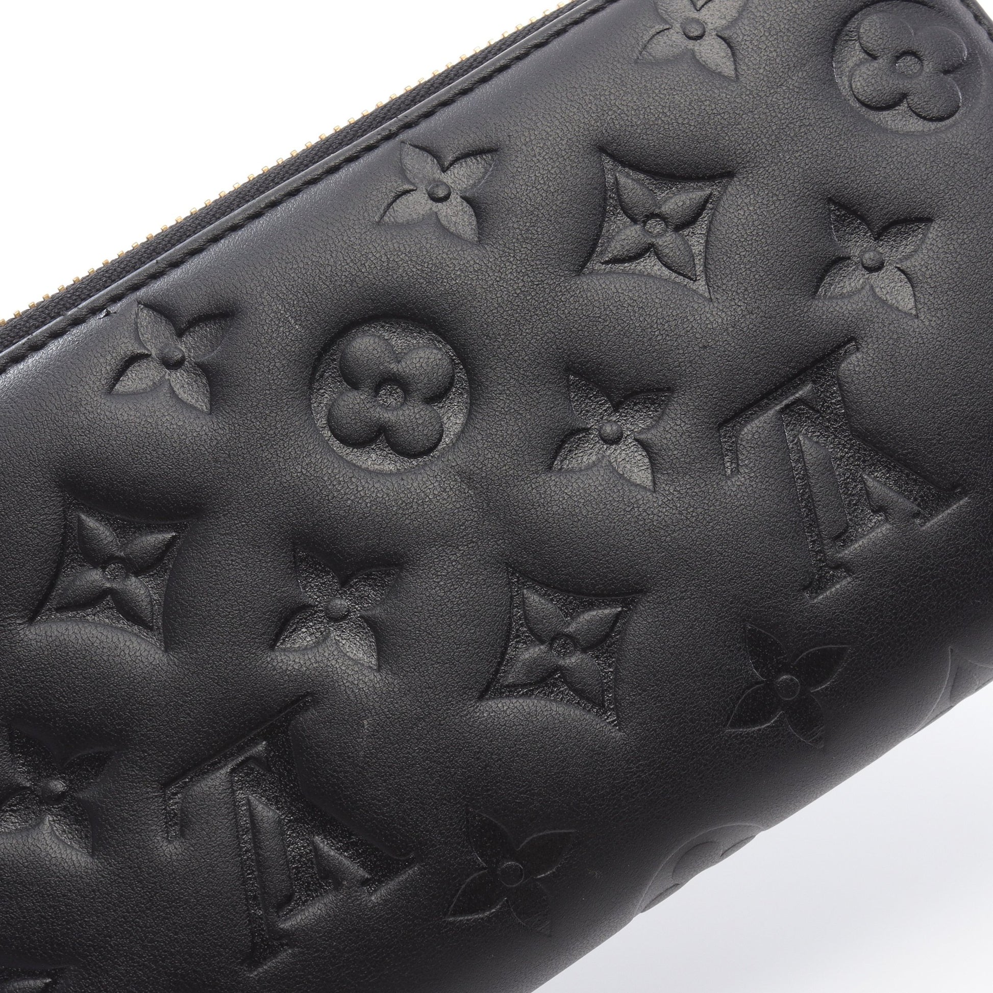 ジッピーウォレット クッサン モノグラム ラウンドファスナー長財布  