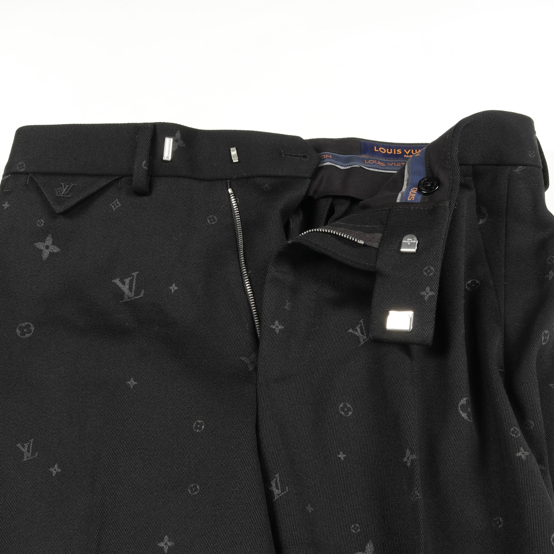 ポンヌフ モノグラム スーツ ウール ブラック ルイヴィトン スーツ LOUIS VUITTON