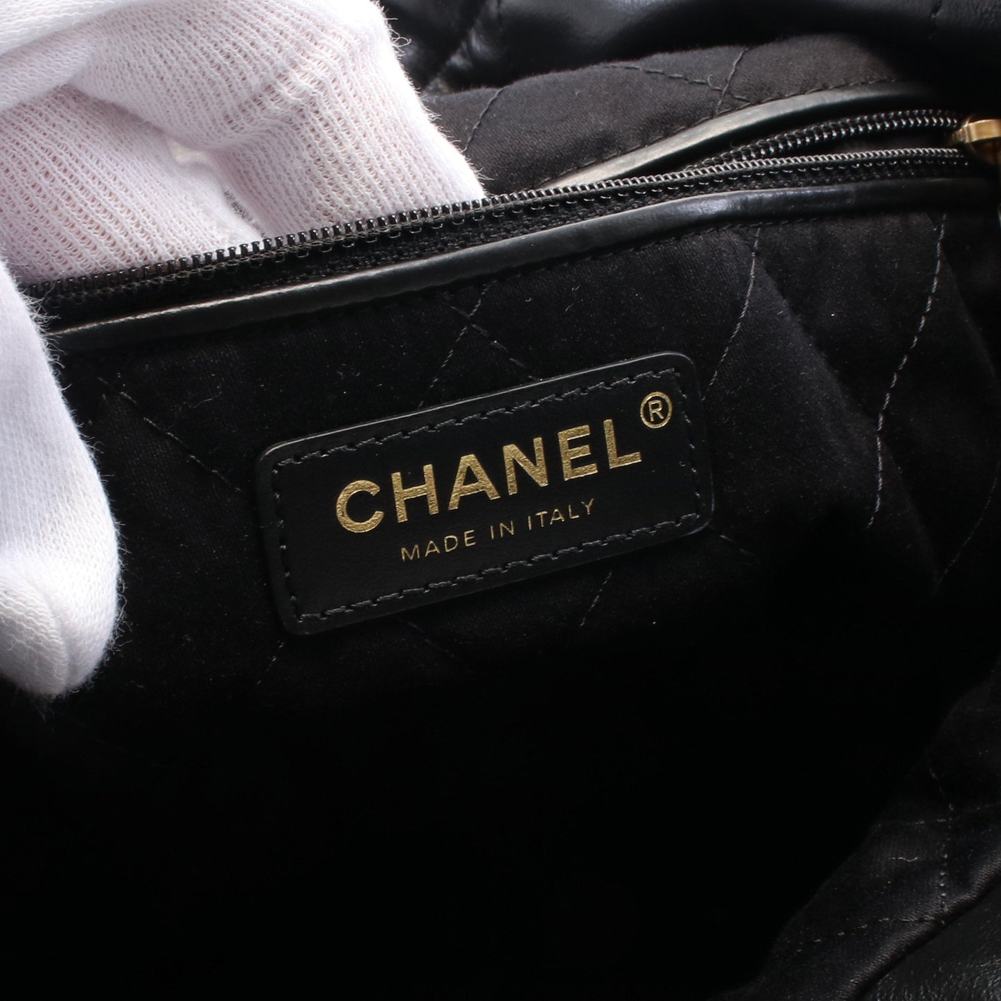 シャネル22 チェーンショルダーバッグ チェーントートバッグ レザー ブラック ゴールド金具 シャネル バッグ CHANEL