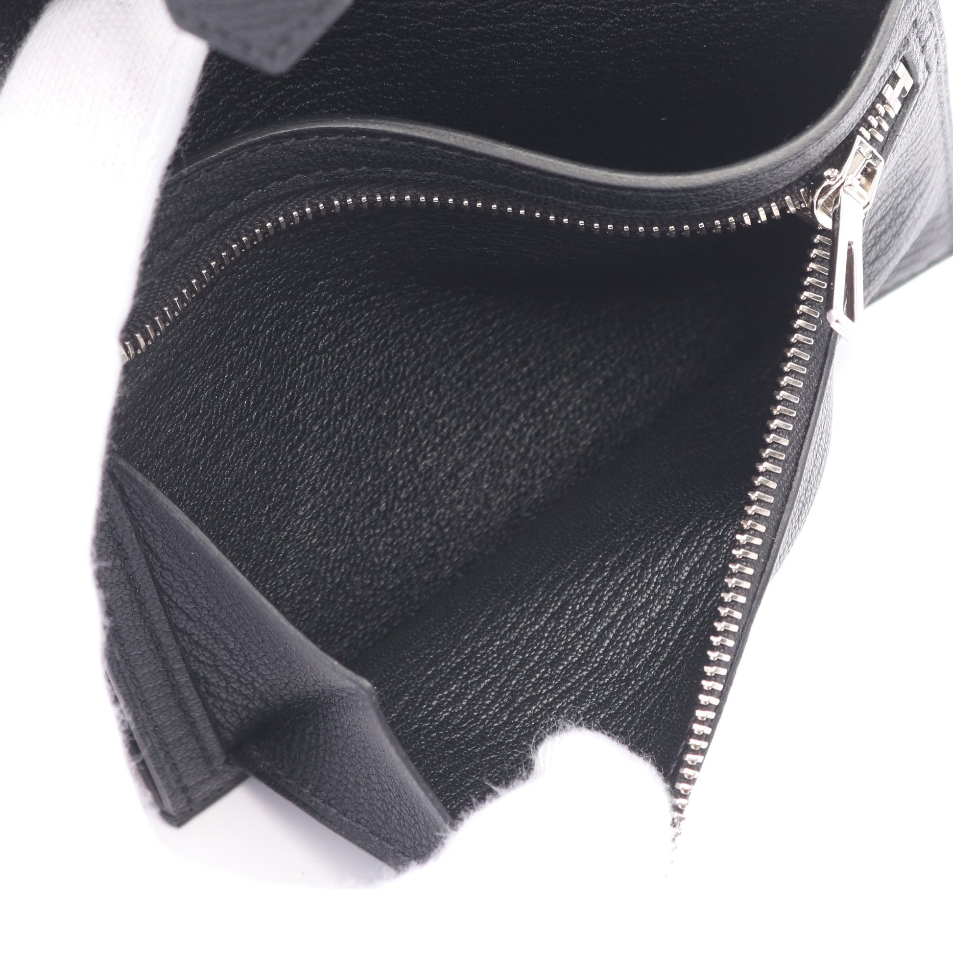 ベアンコンパクト ブラック 二つ折り財布 シェーブル ブラック シルバー金具 Z刻印 エルメス 財布・小物 HERMES