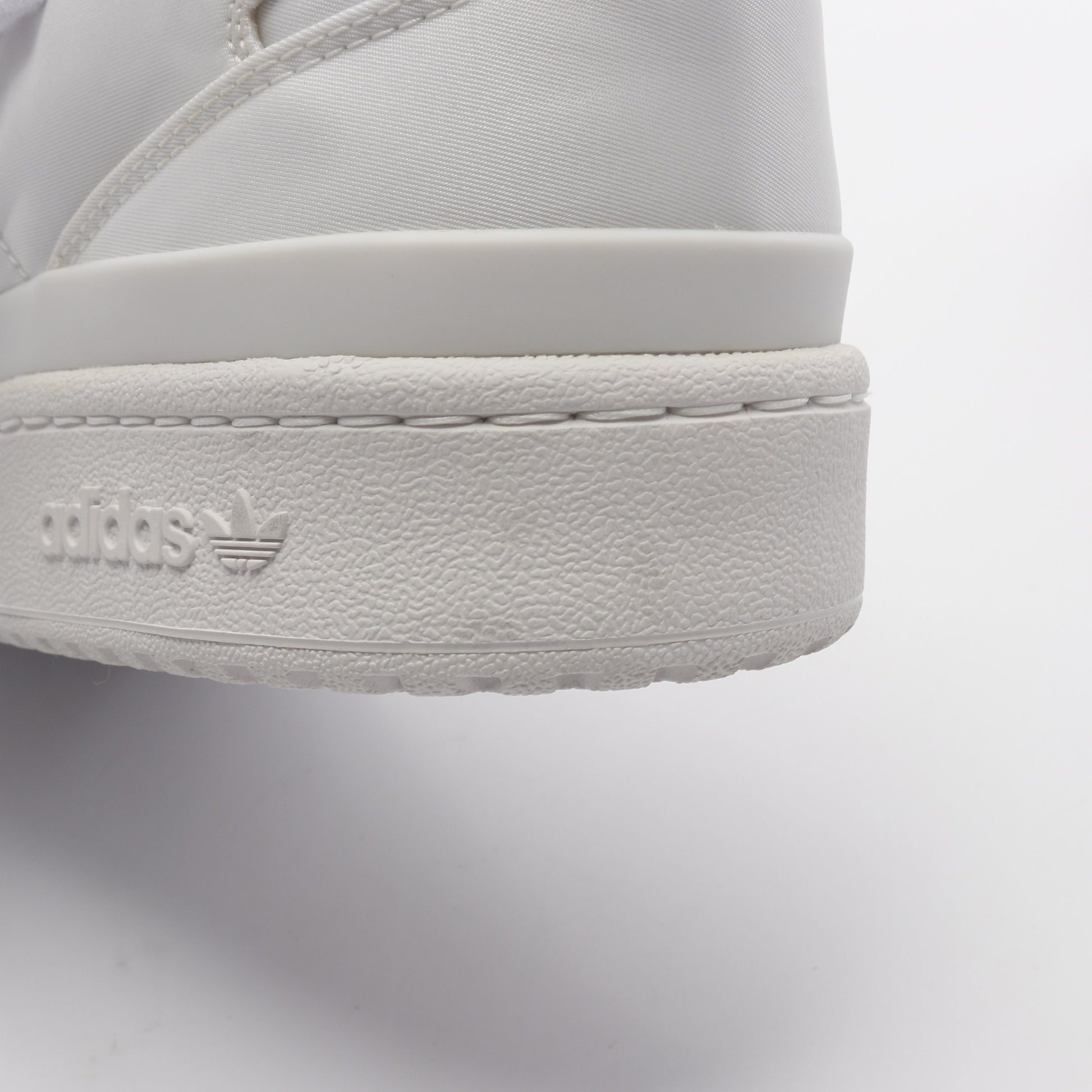 PRADA × adidas Re-Nylon FORUM LOW フォーラム ローカットスニーカー スニーカー ファブリック レザー ホワイト プラダ シューズ PRADA