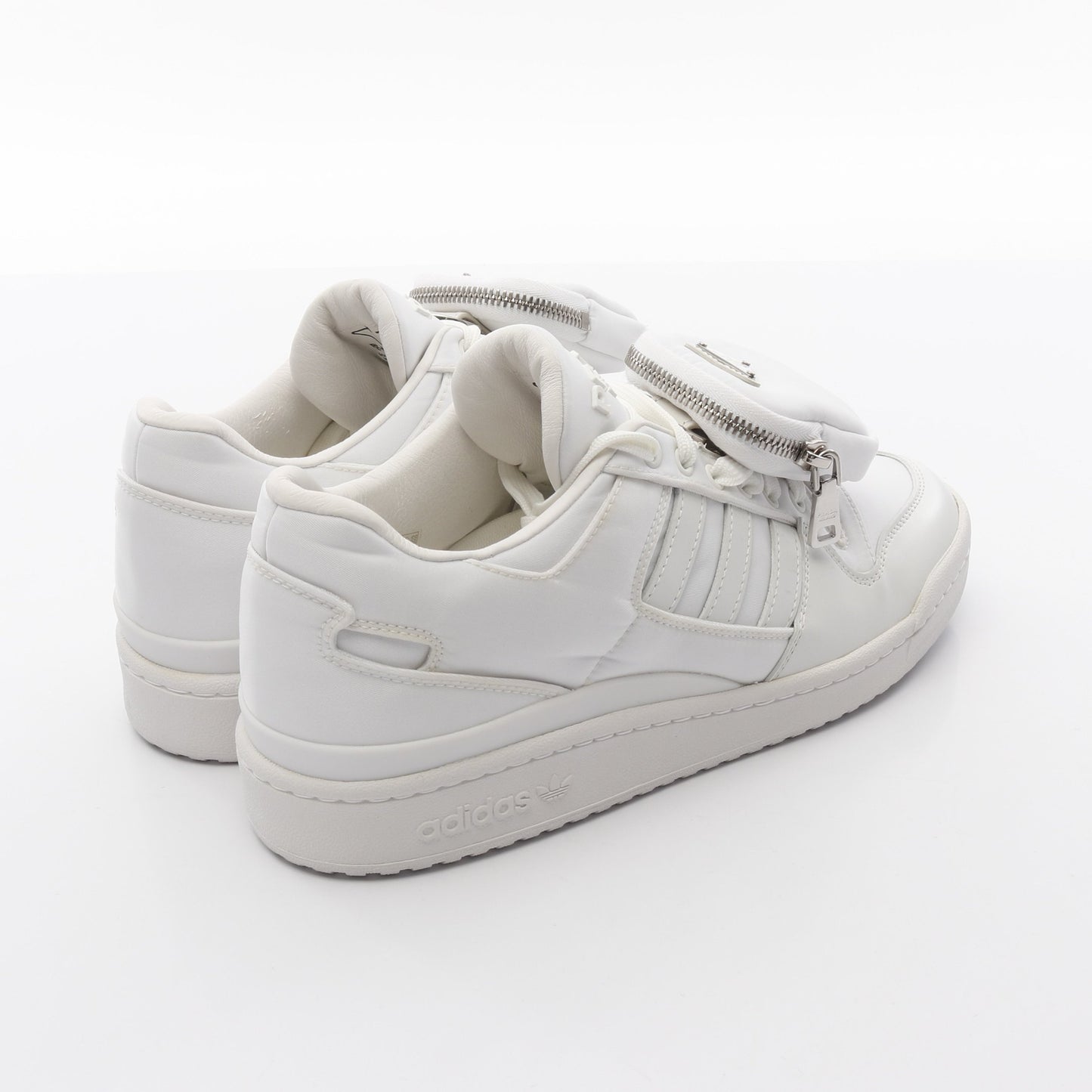 PRADA × adidas Re-Nylon FORUM LOW フォーラム ローカットスニーカー スニーカー ファブリック レザー ホワイト プラダ シューズ PRADA