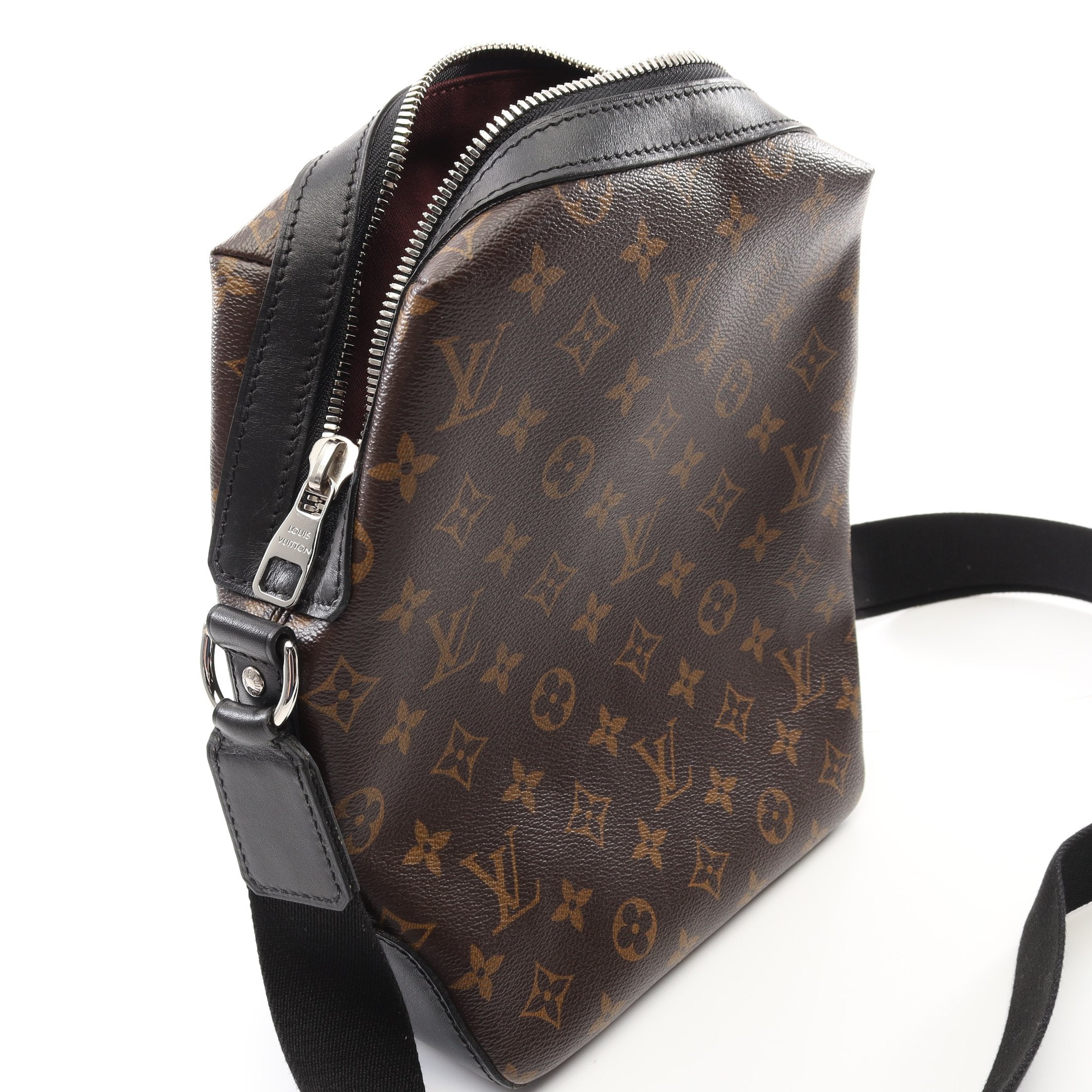 ルイヴィトン モノグラム マカサートーレスショルダーバッグ ルイ