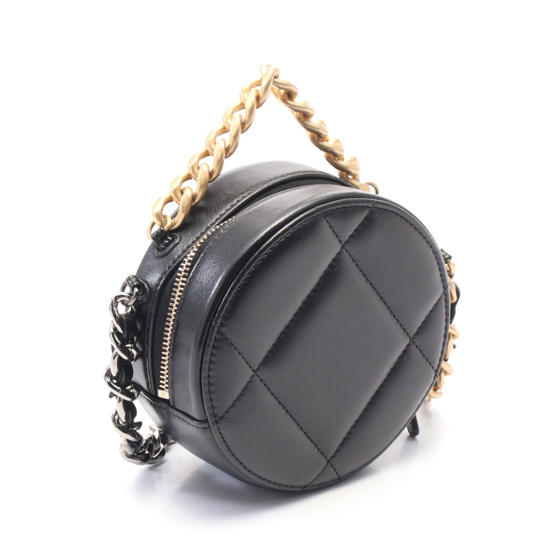 シャネル19 マトラッセ チェーンショルダーバッグ レザー ブラック コンビ金具 シャネル バッグ CHANEL