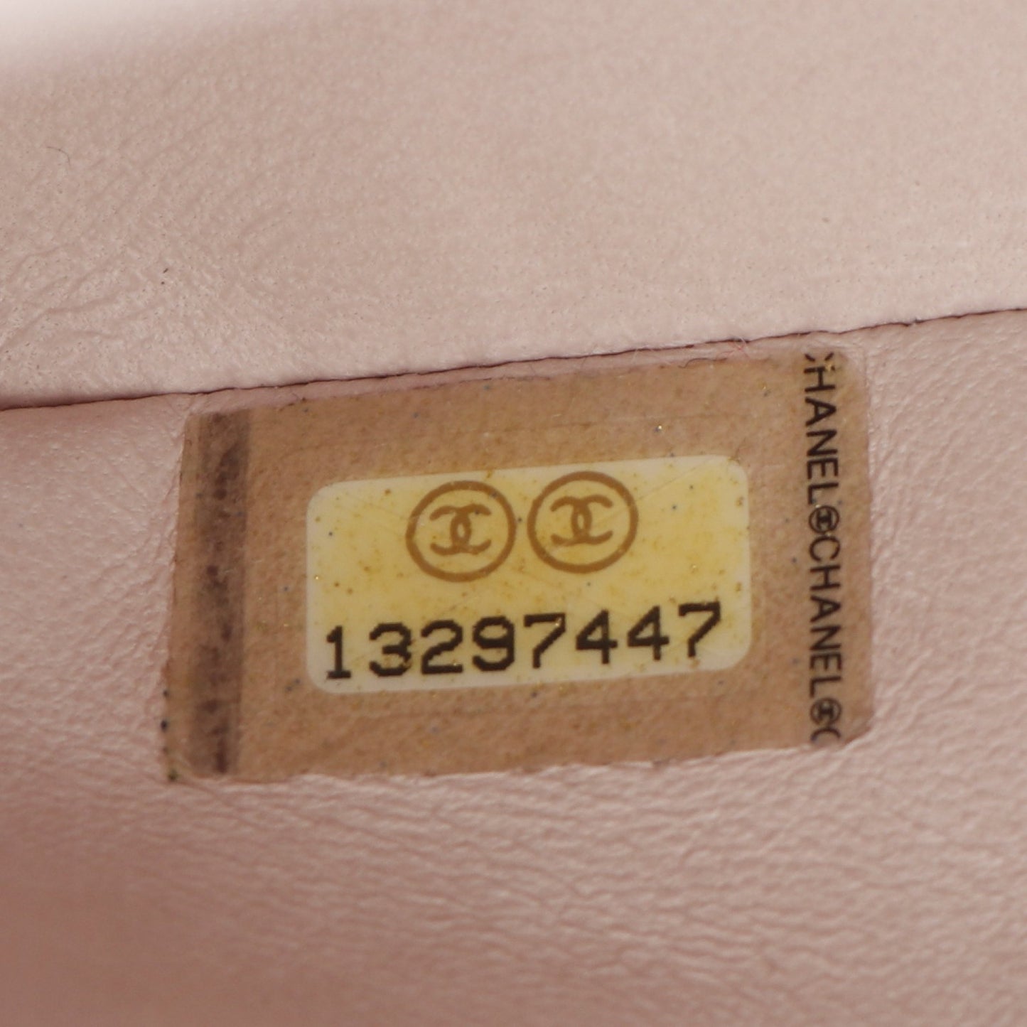 Wフラップ Wチェーンショルダーバッグ パイソン ベージュ ゴールド金具 シャネル バッグ CHANEL