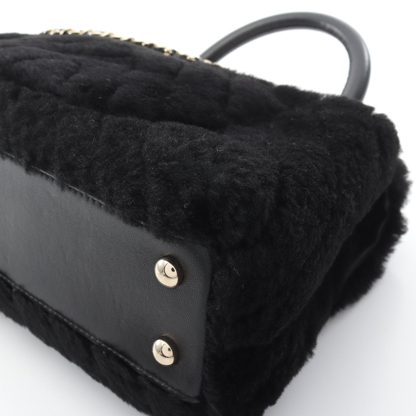 ココハンドル フラップ シェブロン Vステッチ ハンドバッグ ファー ブラック ゴールド金具 2WAY シャネル バッグ CHANEL