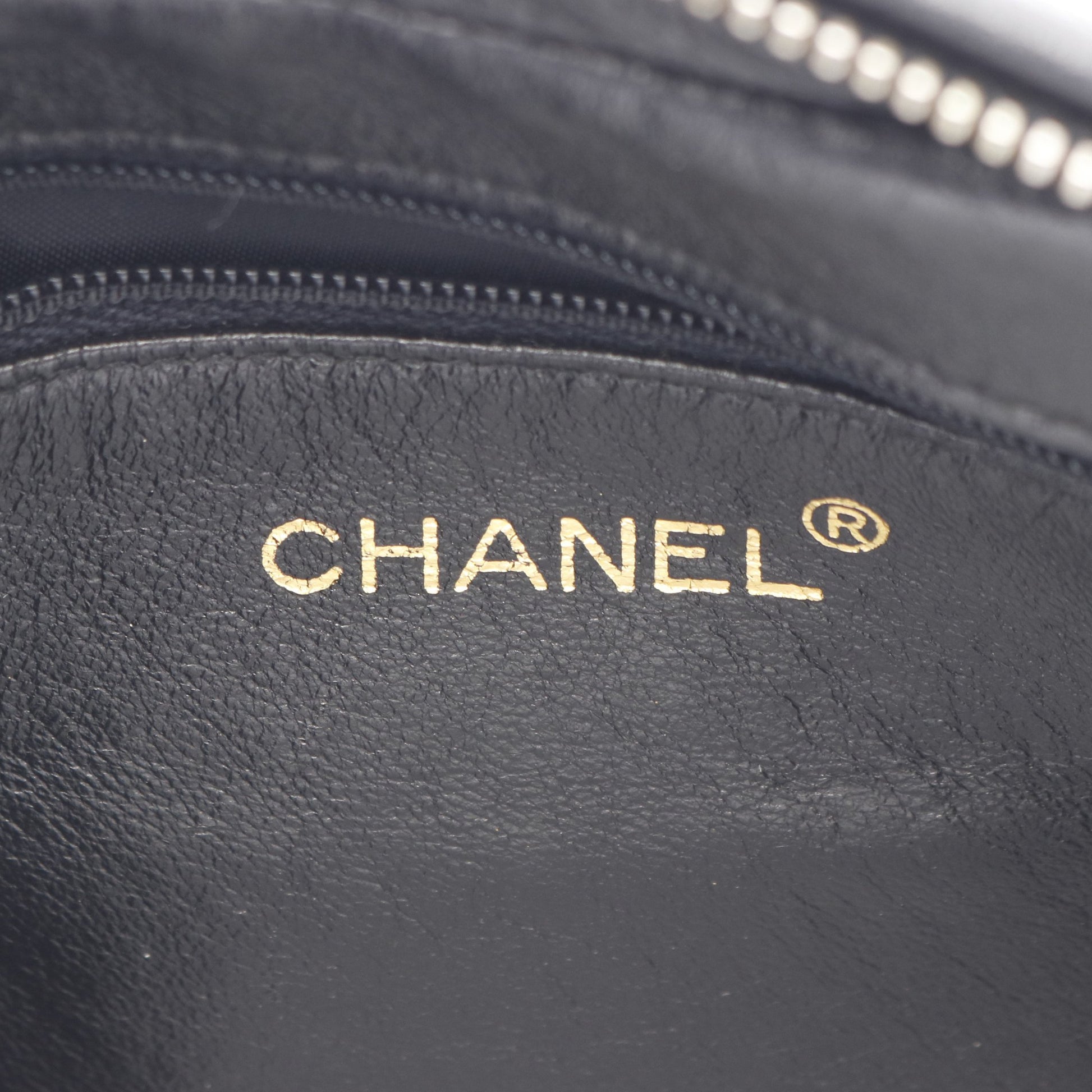 トリプルココマーク チェーンショルダーバッグ キャビアスキン ブラック ゴールド金具 シャネル バッグ CHANEL