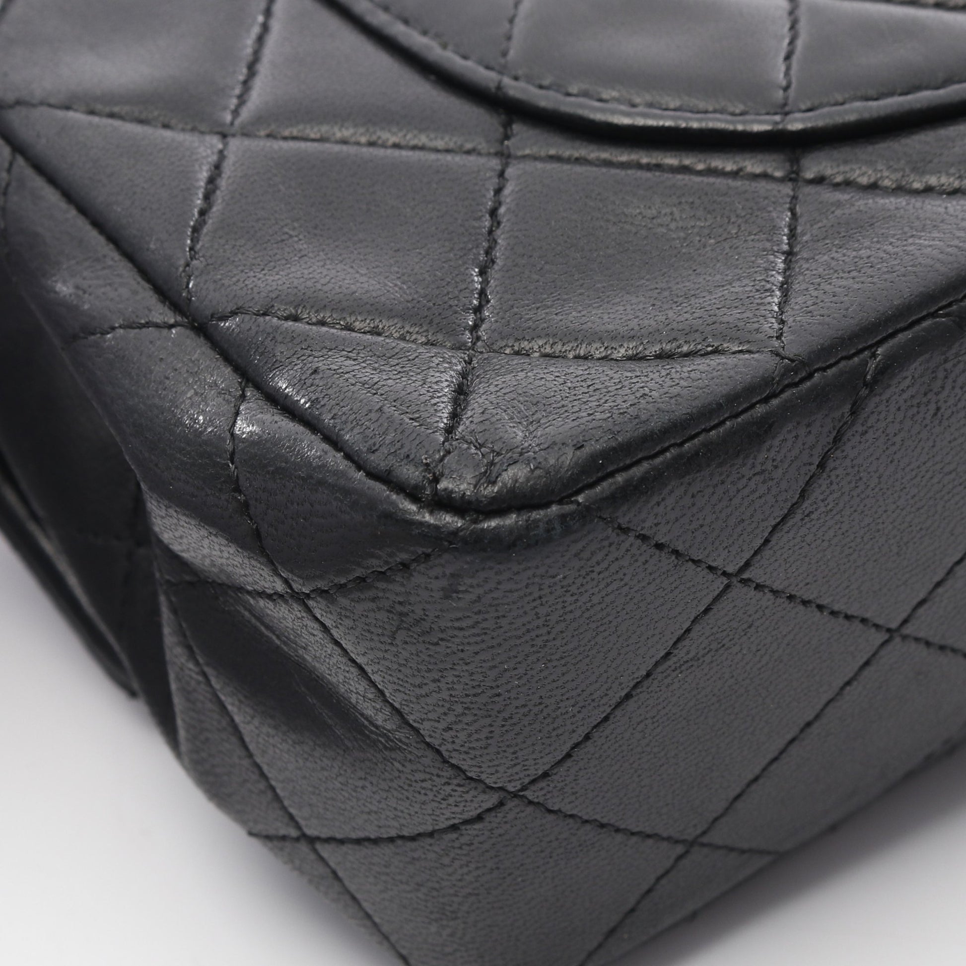 マトラッセ Wフラップ Wチェーンショルダーバッグ ラムスキン ブラック ゴールド金具 ヴィンテージ シャネル バッグ CHANEL