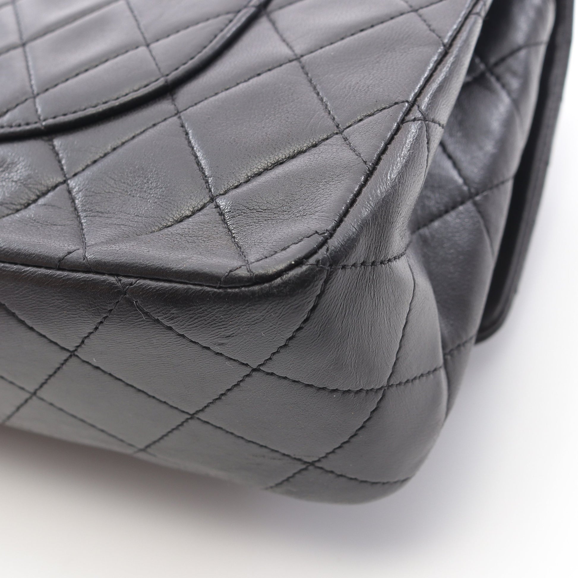 マトラッセ Wフラップ Wチェーンショルダーバッグ ラムスキン ブラック ゴールド金具 シャネル バッグ CHANEL