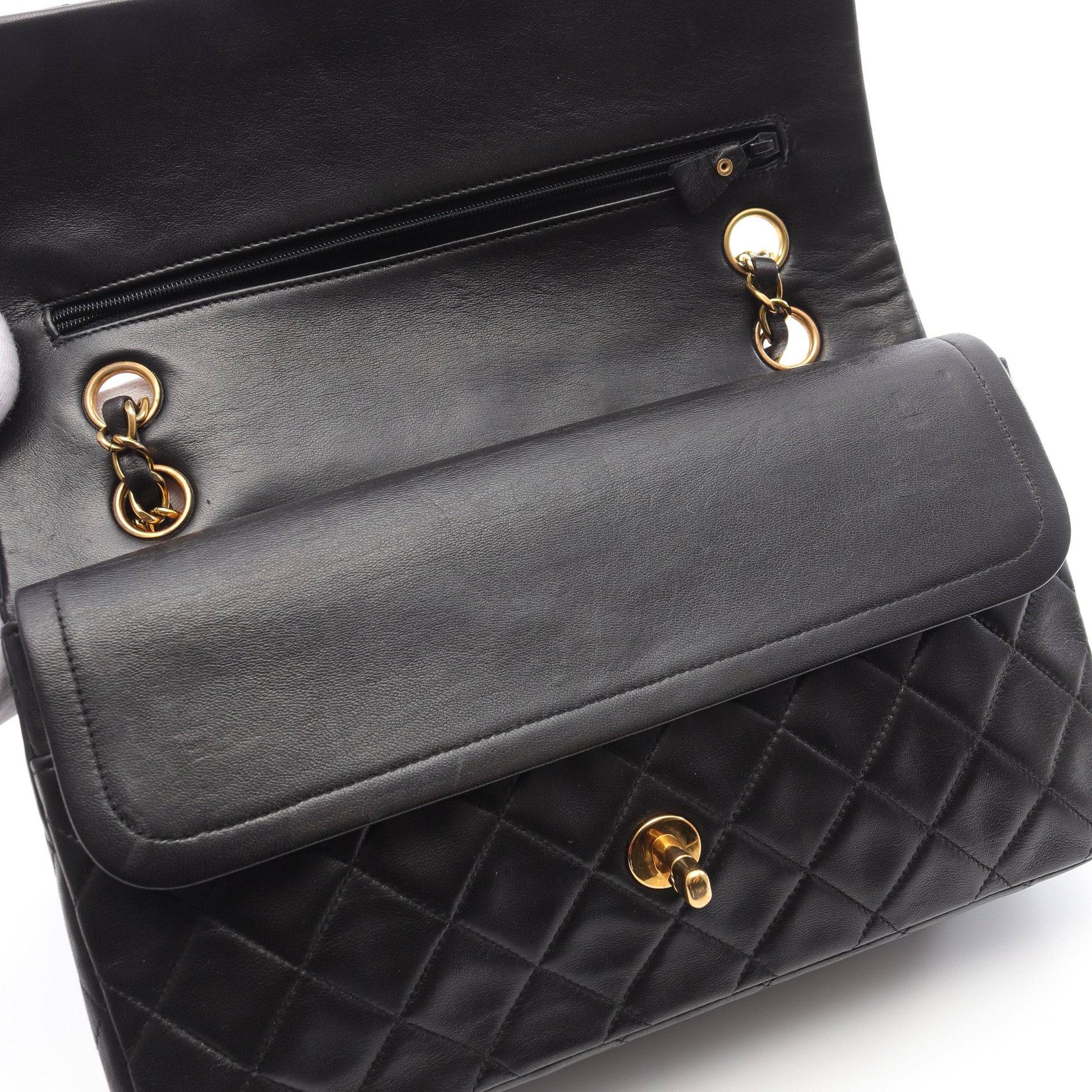 マトラッセ Wフラップ Wチェーンショルダーバッグ ラムスキン ブラック ゴールド金具 シャネル バッグ CHANEL