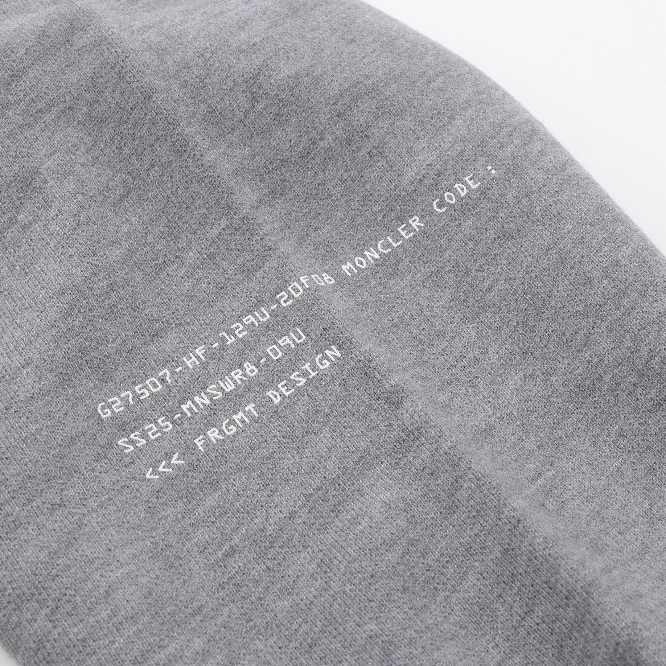 MONCLER GENIUS 7 FRAGMENT HIROSHI FUJIWARA スウェットシャツ ロゴ