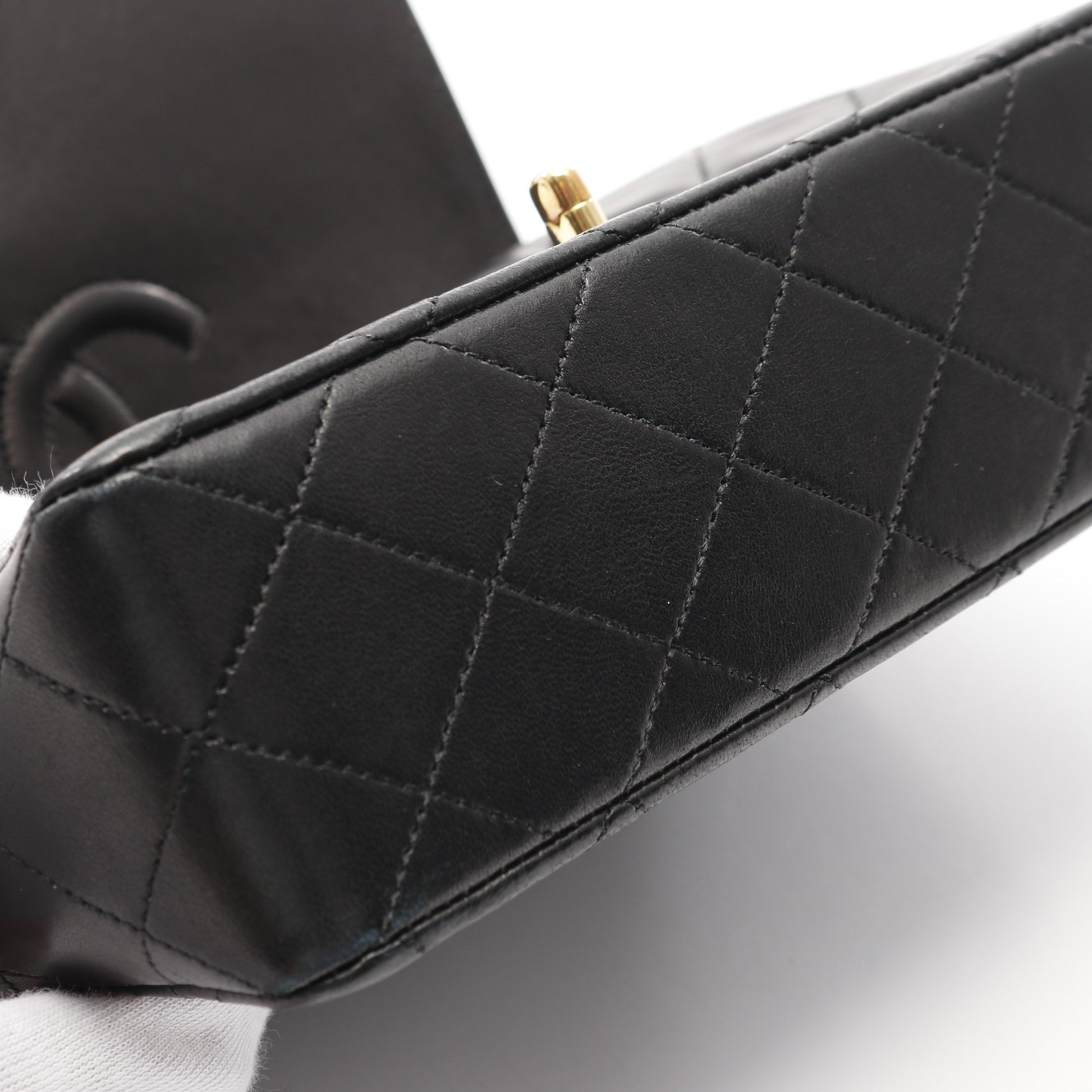 マトラッセ チェーンショルダーバッグ ラムスキン ブラック ゴールド金具 シャネル バッグ CHANEL
