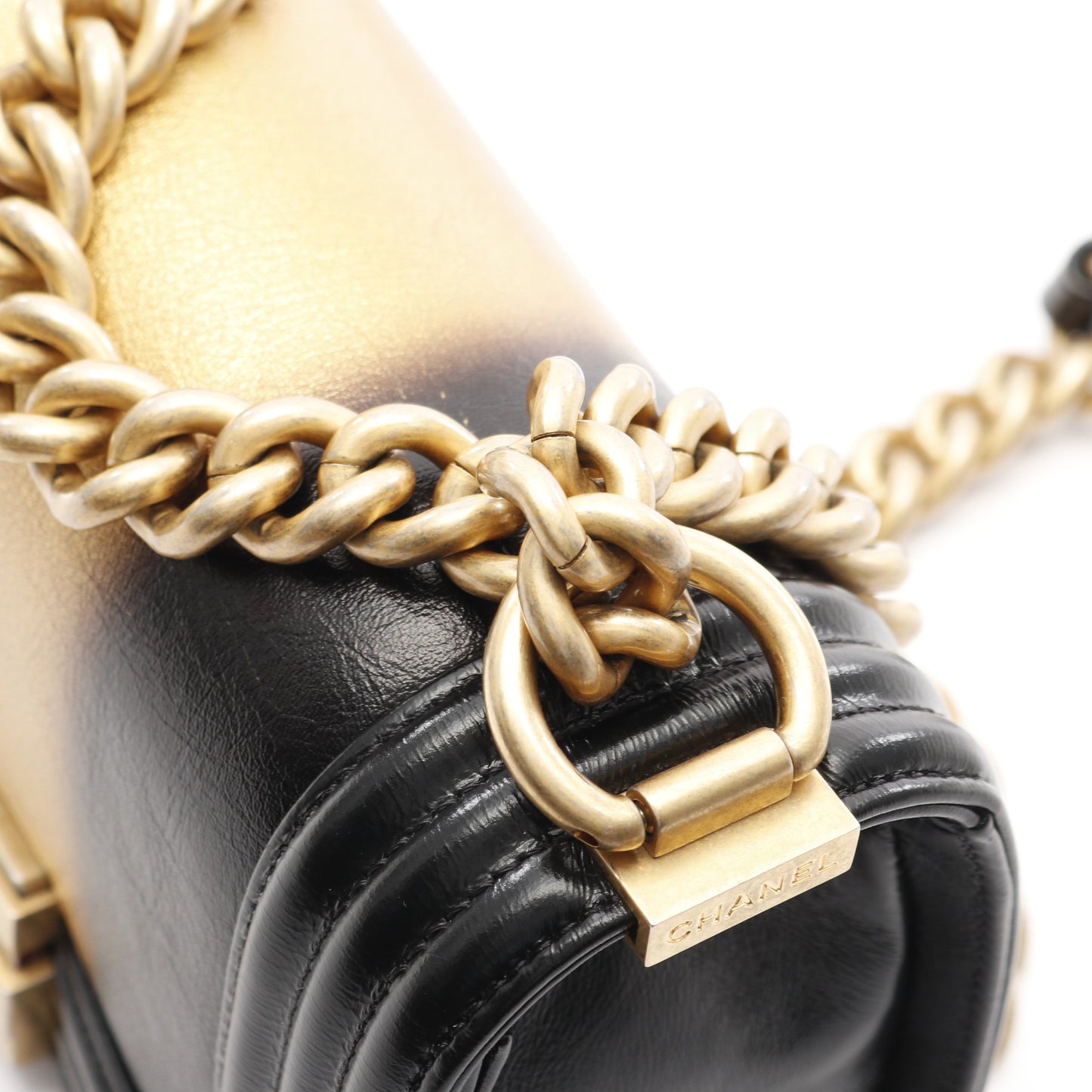 ボーイシャネル スモール チェーンショルダーバッグ レザー ブラック ゴールド ゴールド金具 シャネル バッグ CHANEL