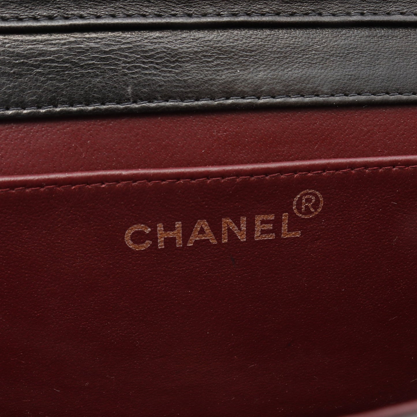 ミニマトラッセ フルフラップ チェーンショルダーバッグ ラムスキン ブラック ゴールド金具 シャネル バッグ CHANEL