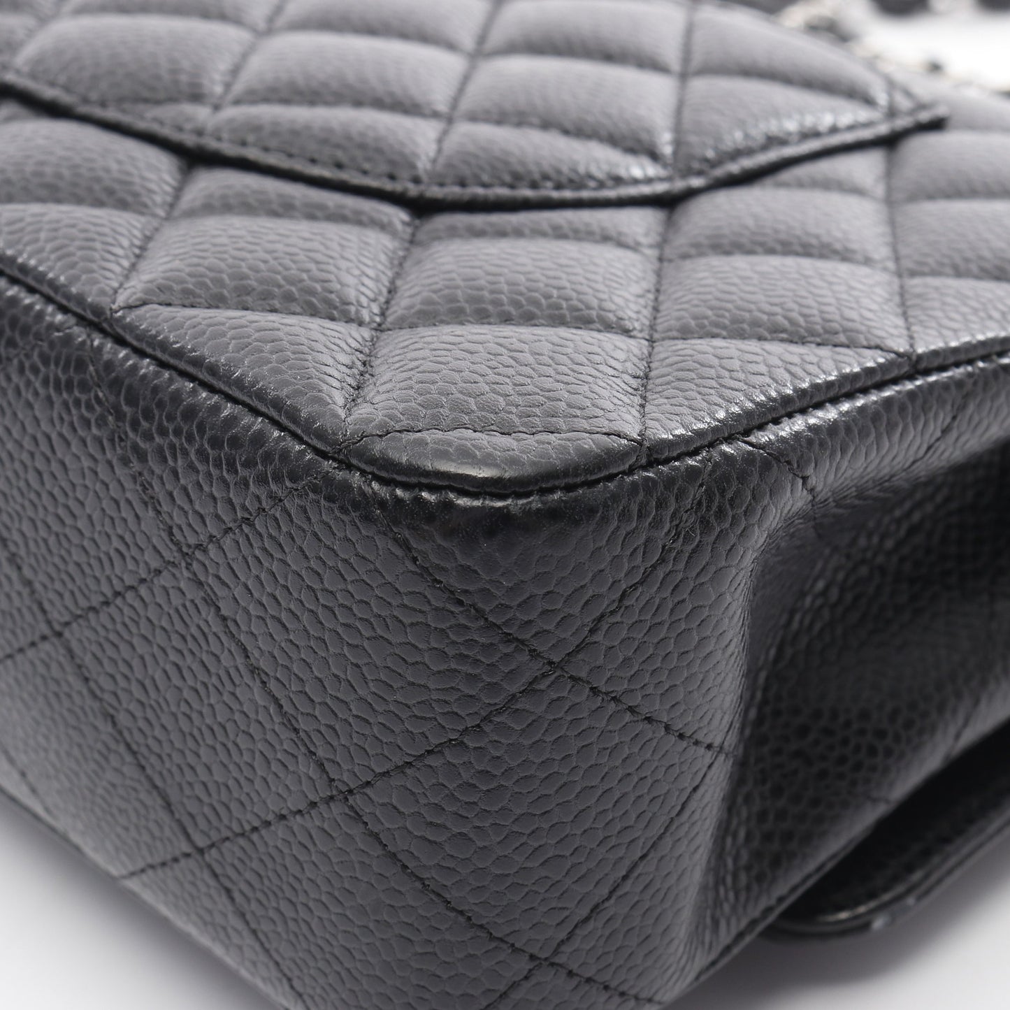 マトラッセ Wフラップ Wチェーンショルダーバッグ キャビアスキン ブラック シルバー金具 シャネル バッグ CHANEL