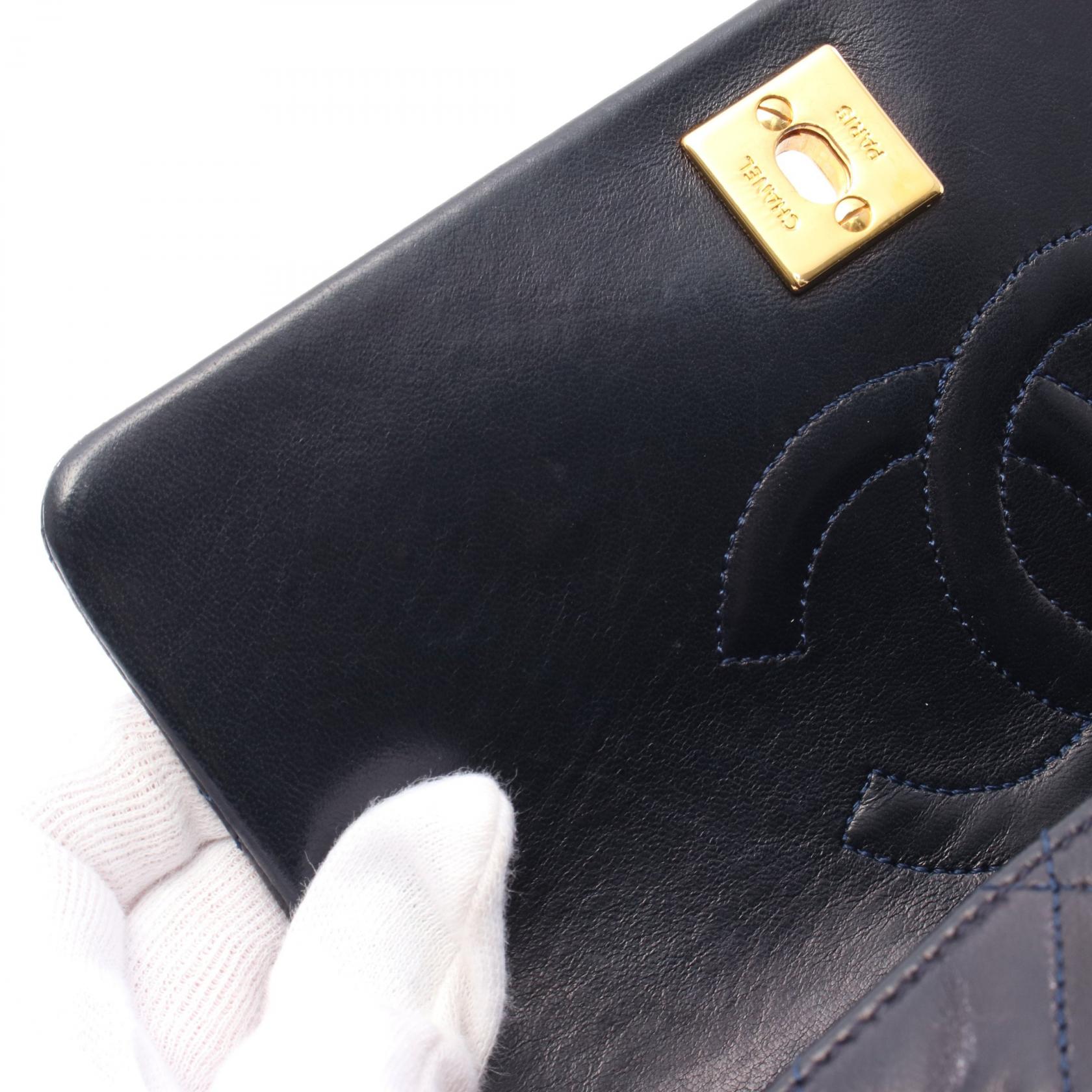 ミニマトラッセ フルフラップ チェーンショルダーバッグ ラムスキン ネイビー ゴールド金具 シャネル バッグ CHANEL