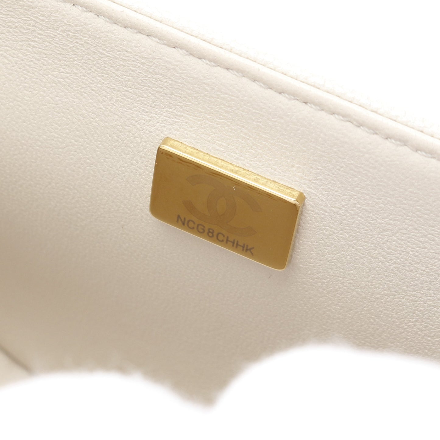 ボーイシャネル スモール チェーンショルダーバッグ キャビアスキン オフホワイト ゴールド金具 シャネル バッグ CHANEL