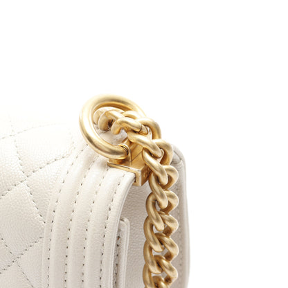 ボーイシャネル スモール チェーンショルダーバッグ キャビアスキン オフホワイト ゴールド金具 シャネル バッグ CHANEL