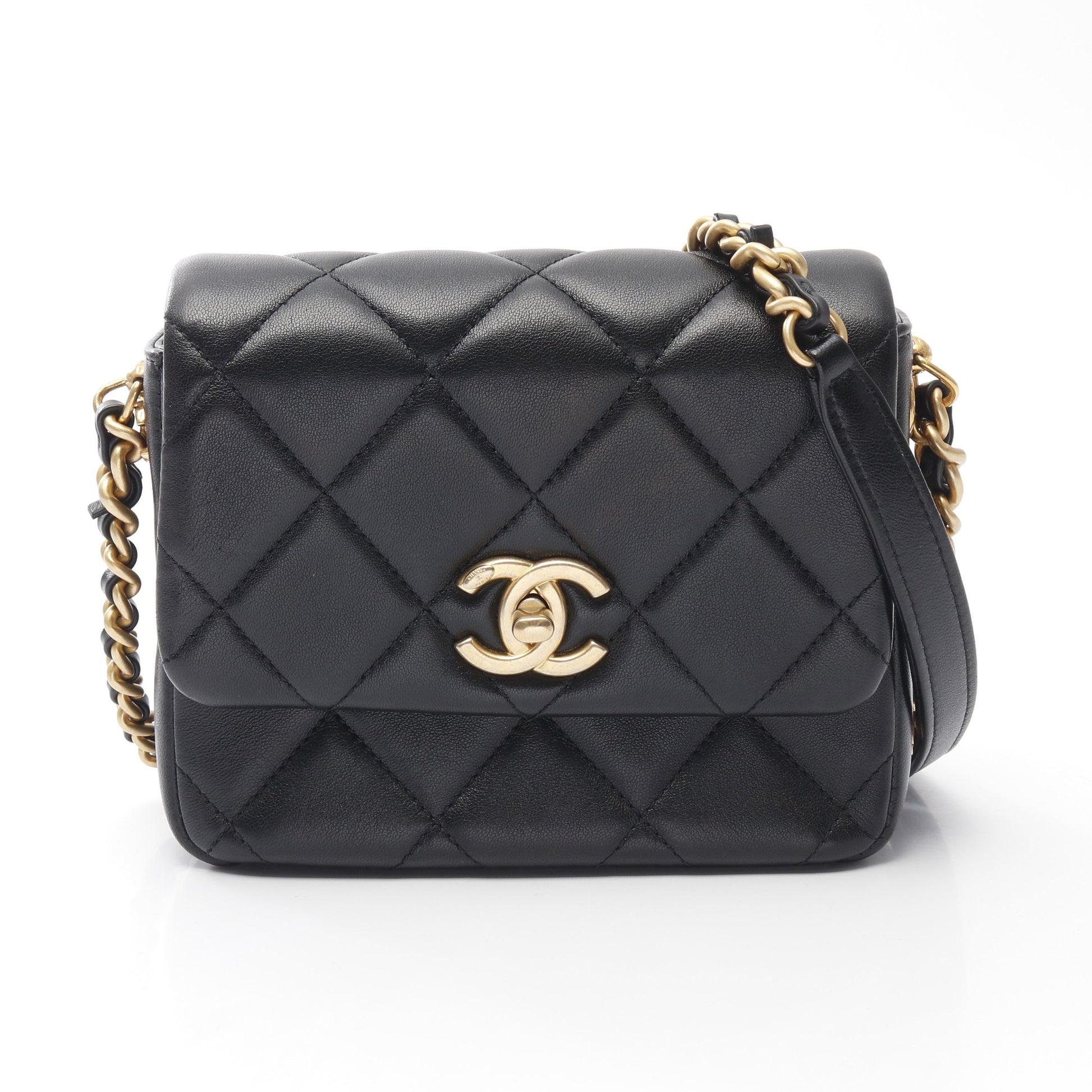 マトラッセ チェーンショルダーバッグ ラムスキン ブラック ゴールド金具 シャネル バッグ CHANEL