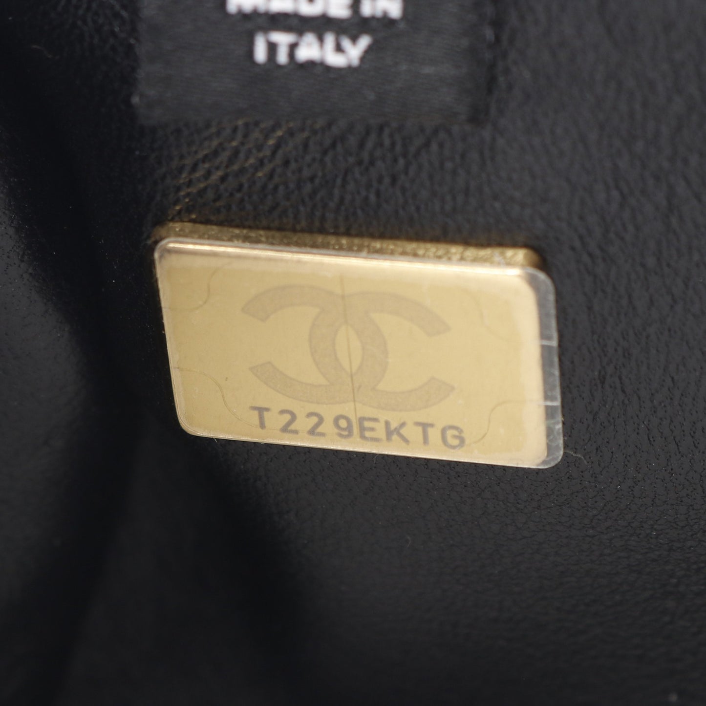 マトラッセ チェーンショルダーバッグ ベロア ブラック ゴールド金具 2WAY シャネル バッグ CHANEL