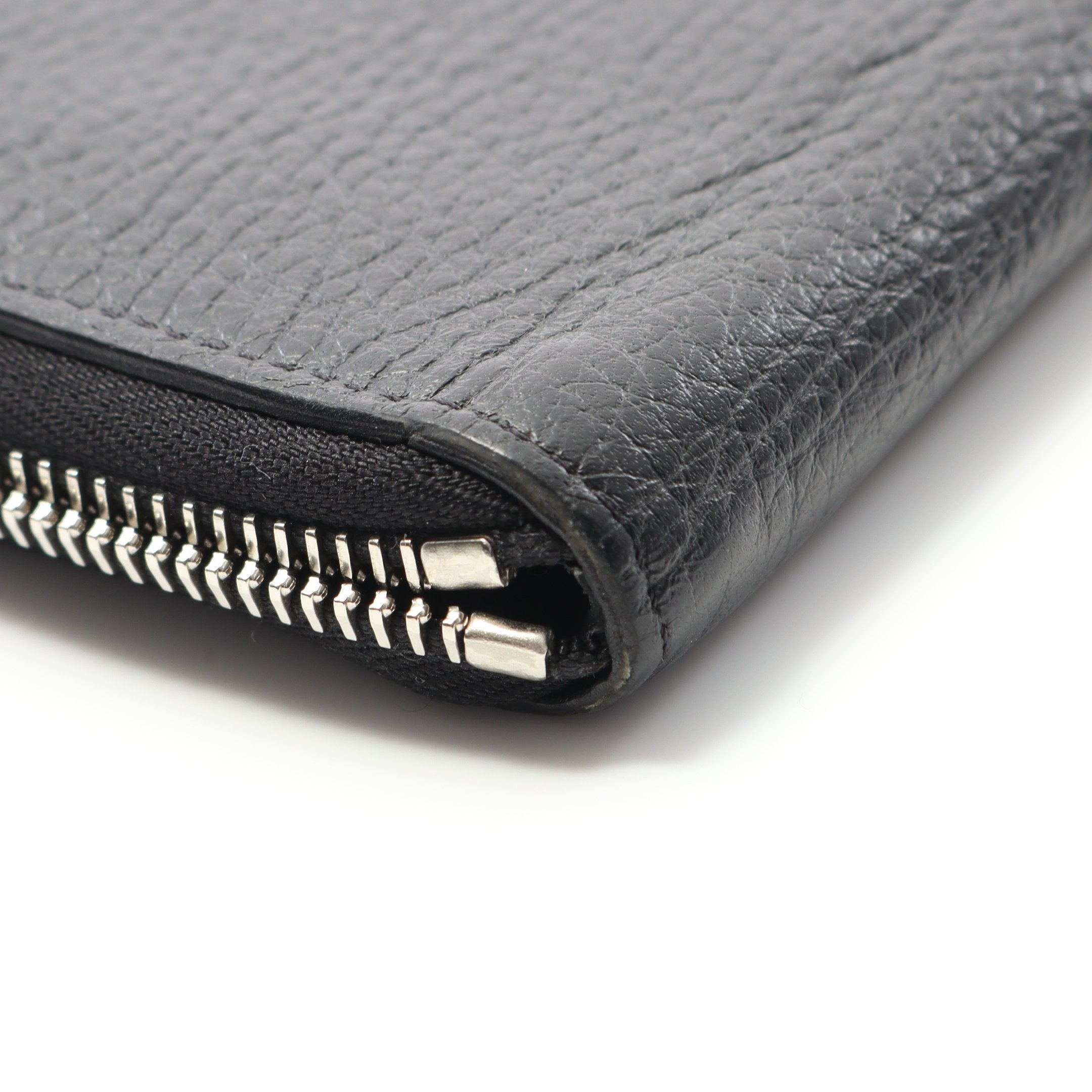 ルイ ヴィトン ジッピーウォレット トリヨンレザー ブラック