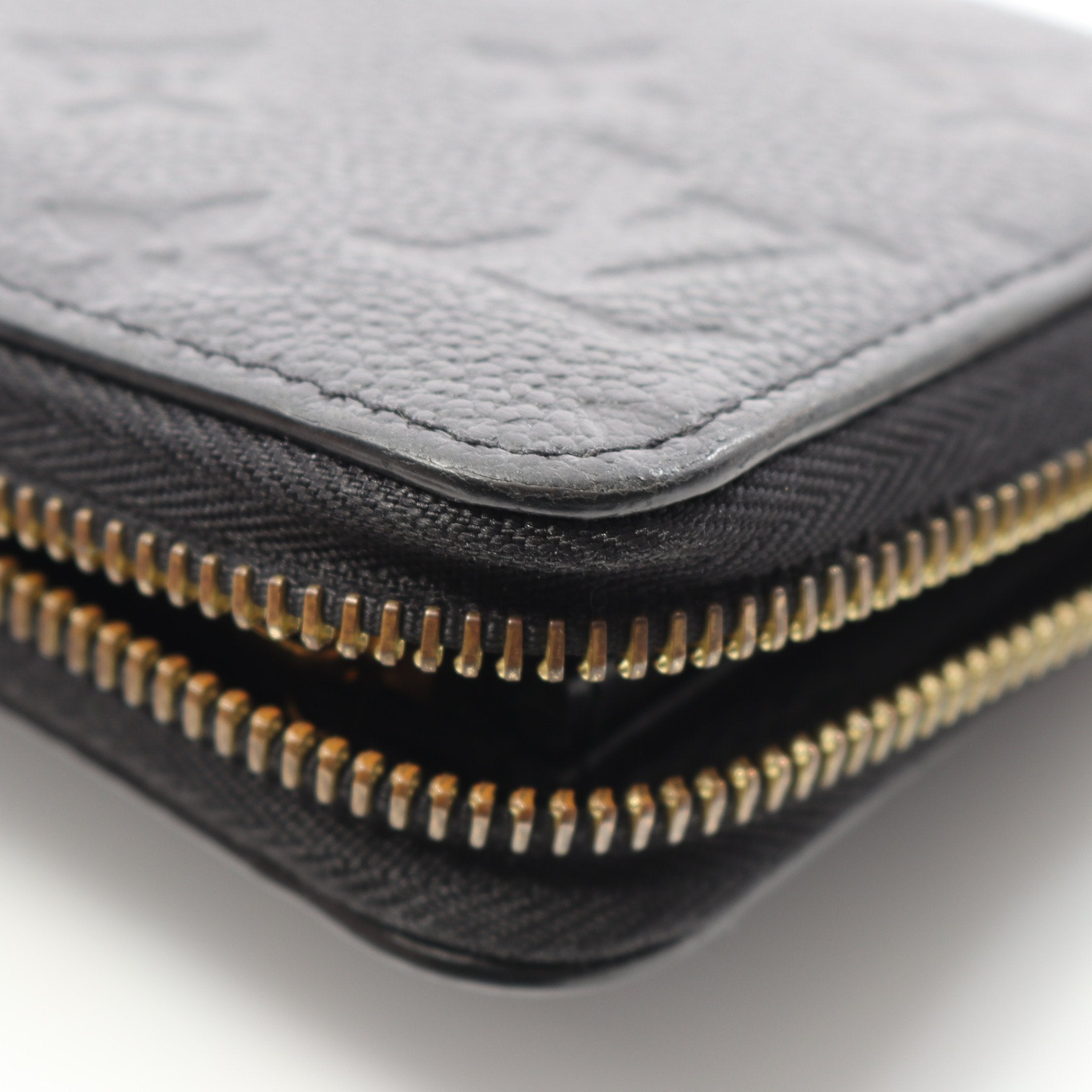 ジッピーウォレット モノグラムアンプラント ノワール ラウンド