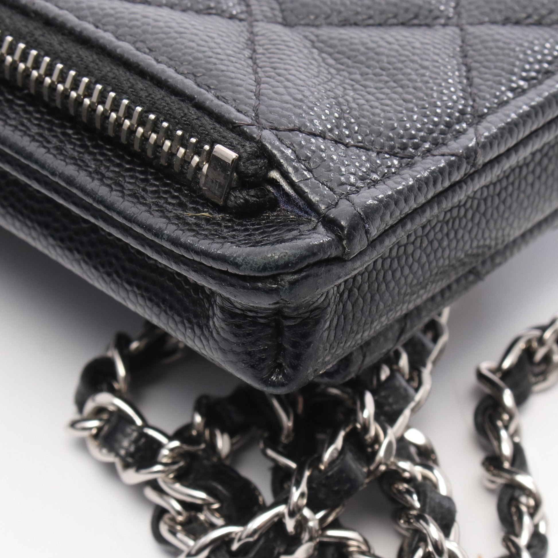 マトラッセ フォンショルダー チェーンショルダーバッグ キャビアスキン ブラック シルバー金具 シャネル バッグ CHANEL
