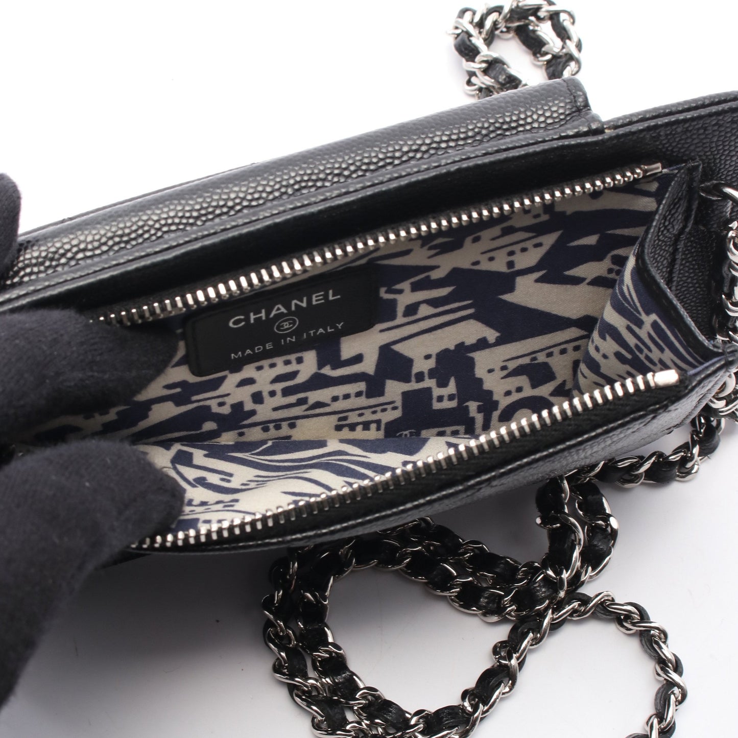マトラッセ フォンショルダー チェーンショルダーバッグ キャビアスキン ブラック シルバー金具 シャネル バッグ CHANEL