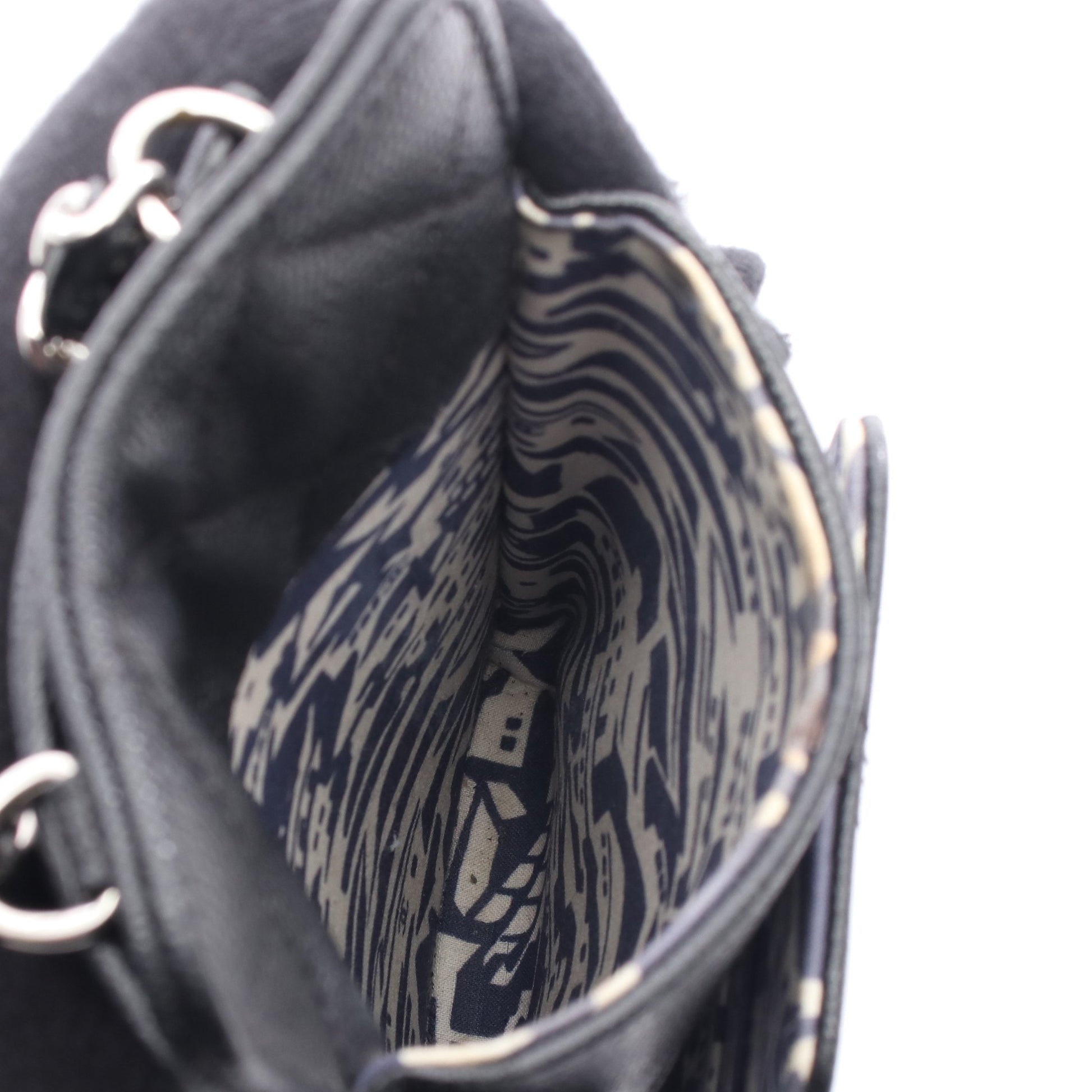 マトラッセ フォンショルダー チェーンショルダーバッグ キャビアスキン ブラック シルバー金具 シャネル バッグ CHANEL