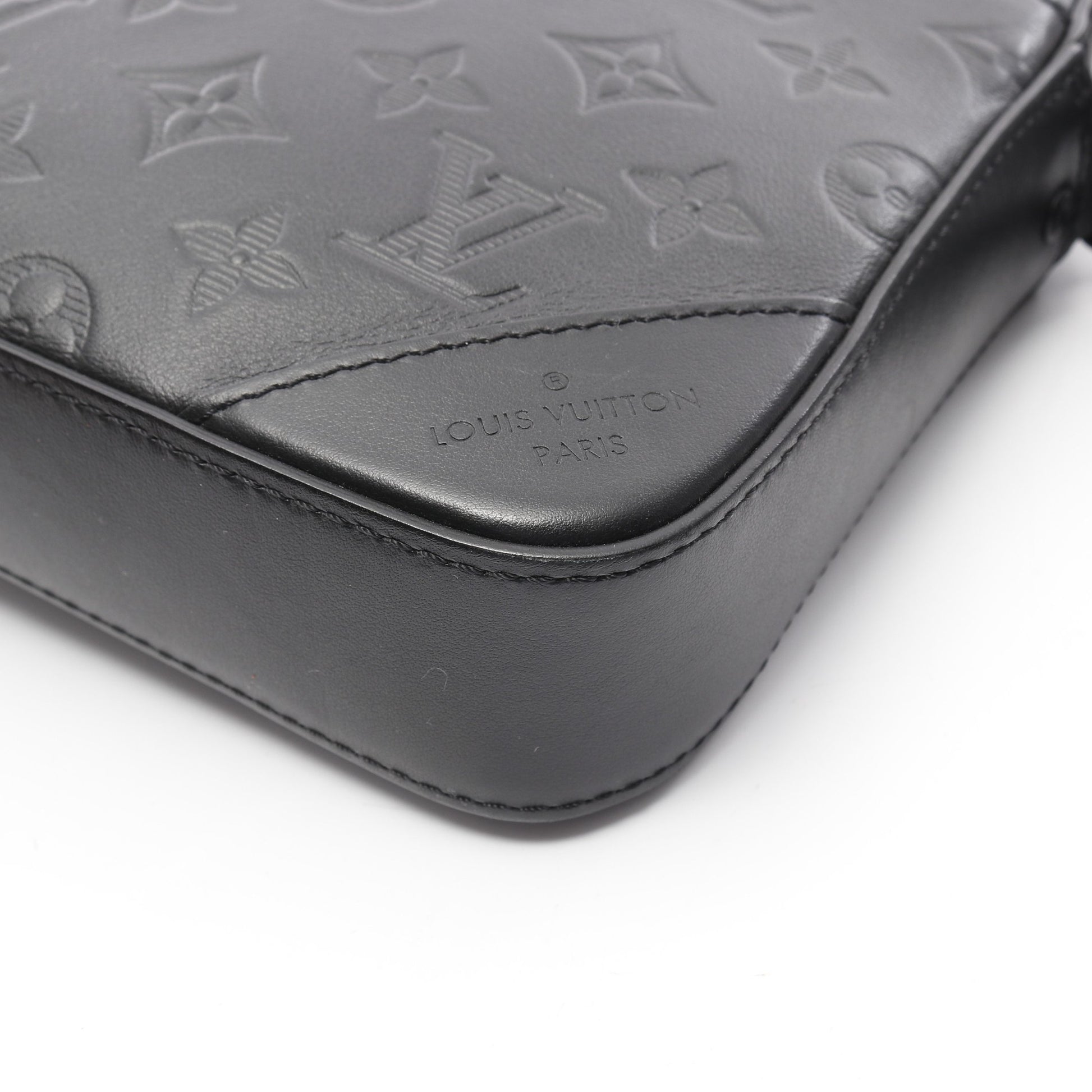 デュオ メッセンジャー モノグラムシャドウ ノワール ショルダーバッグ レザー ブラック ルイヴィトン バッグ LOUIS VUITTON
