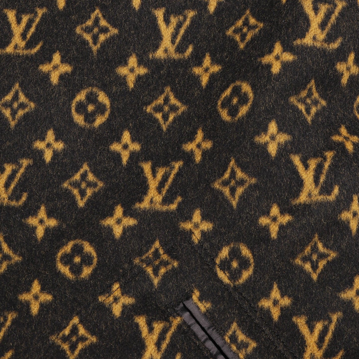 モノグラム コート ウール コットン ブラック ブラウン フード付き 切替 ルイヴィトン アウター LOUIS VUITTON
