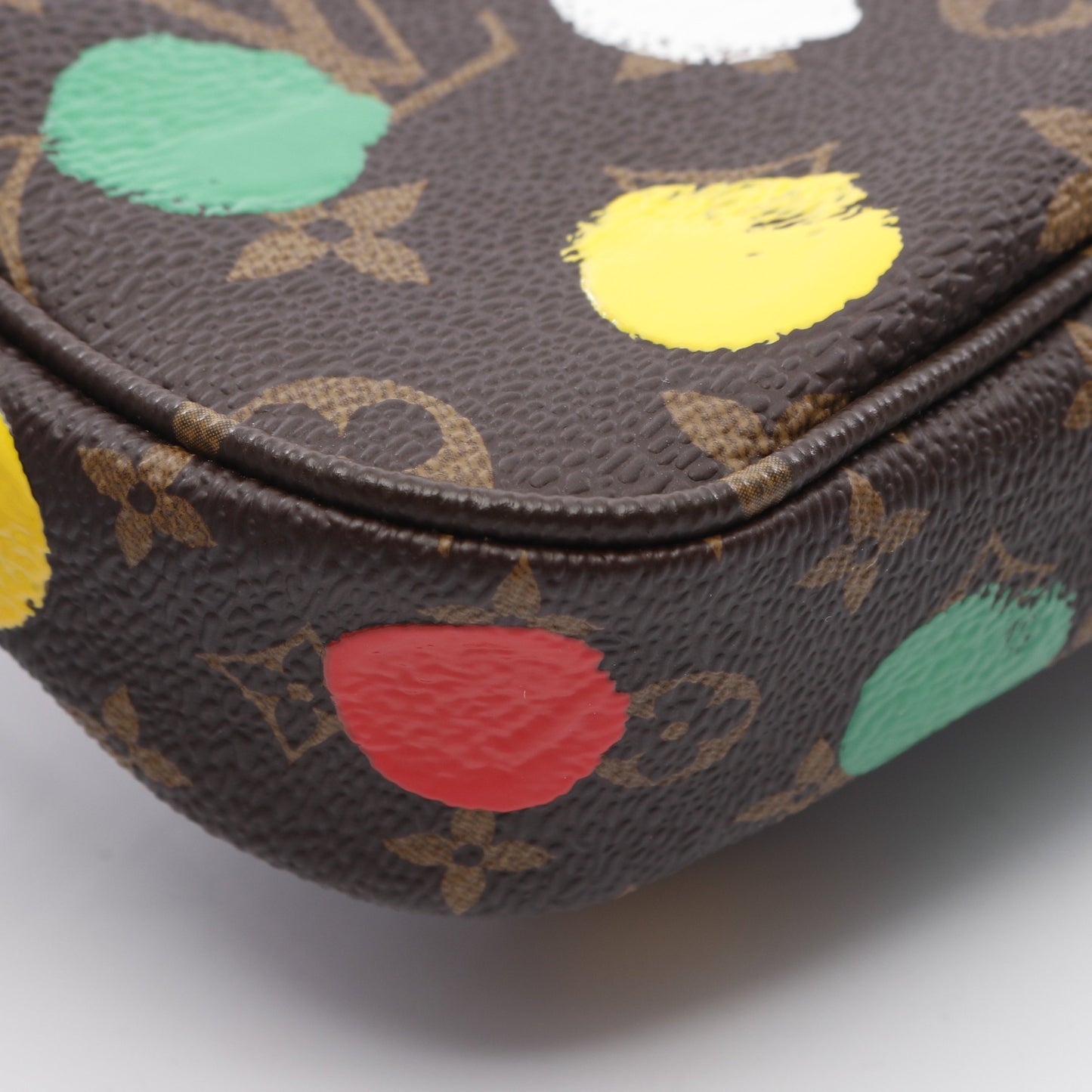 LOUIS VUITTON × yayoi kusama ミュルティ ポシェット アクセソワール モノグラム ショルダーバッグ PVC レザー ブラウン マルチカラー ルイヴィトン バッグ LOUIS VUITTON