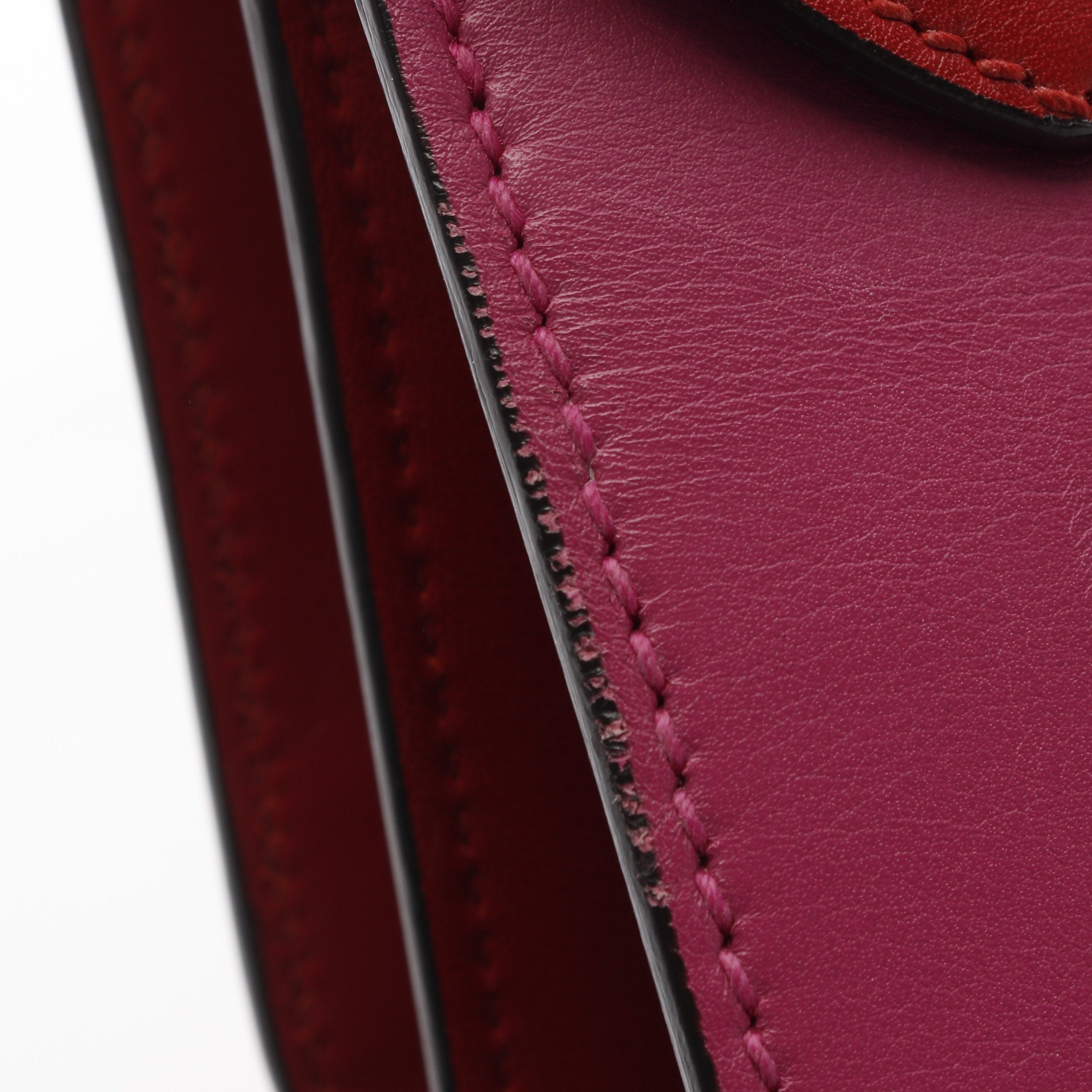 パドロック チェーンショルダーバッグ レザー レッド ピンク グッチ