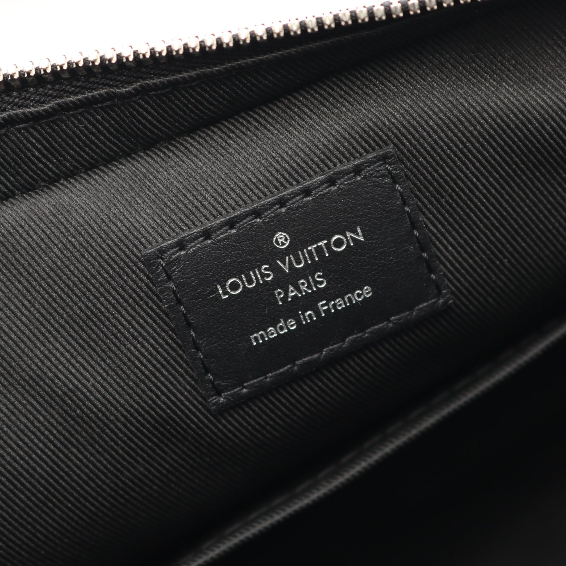 トリオ メッセンジャー ダミエグラフィット ショルダーバッグ PVC レザー ブラック ルイヴィトン バッグ LOUIS VUITTON